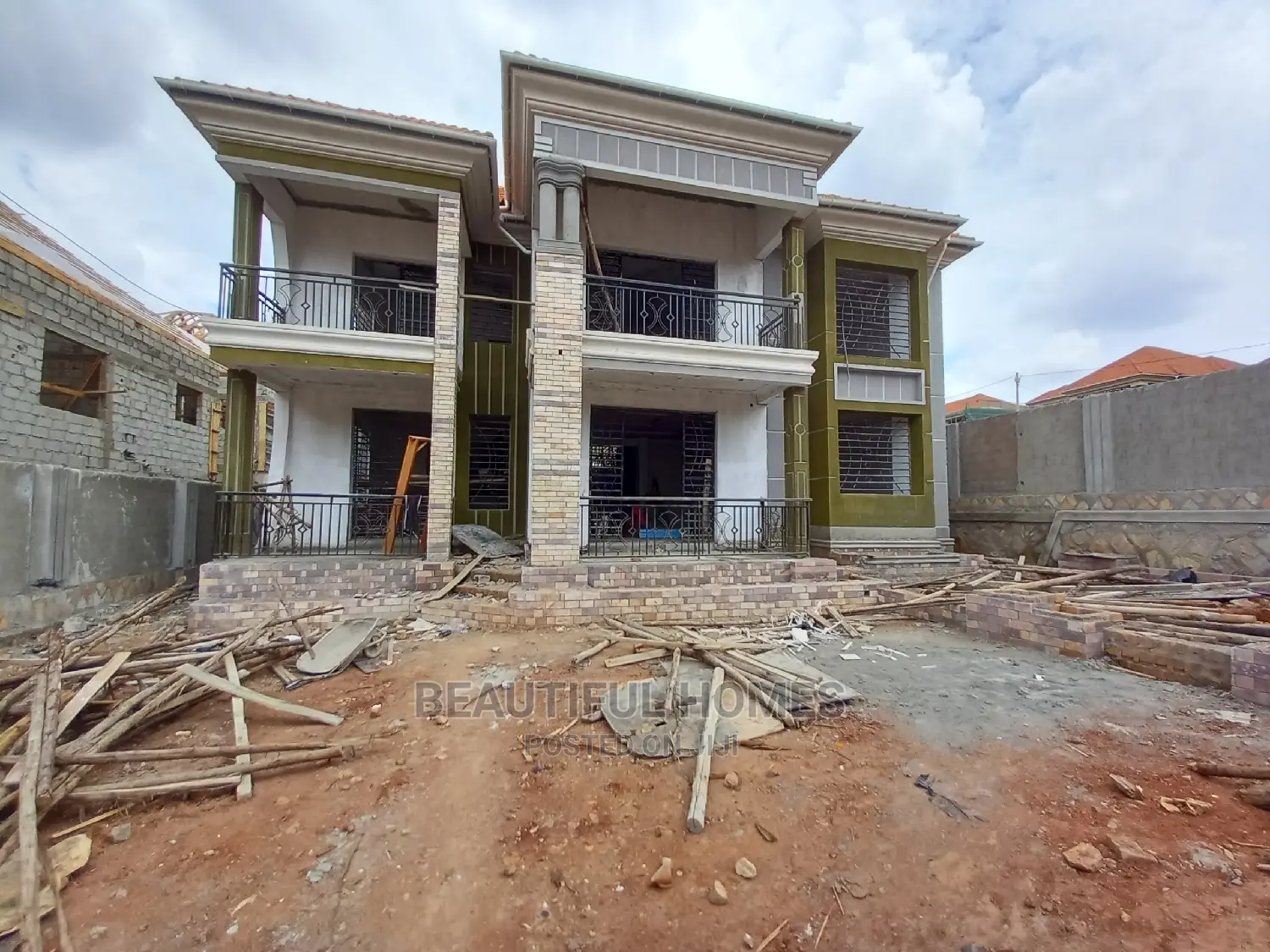 Furnished 6bdrm Duplex in Kisaasi Near Bukoto, Central Division in Central Division