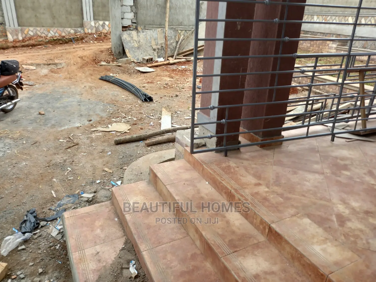 Furnished 6bdrm Duplex in Kisaasi, Central Division for Sale in Central Division