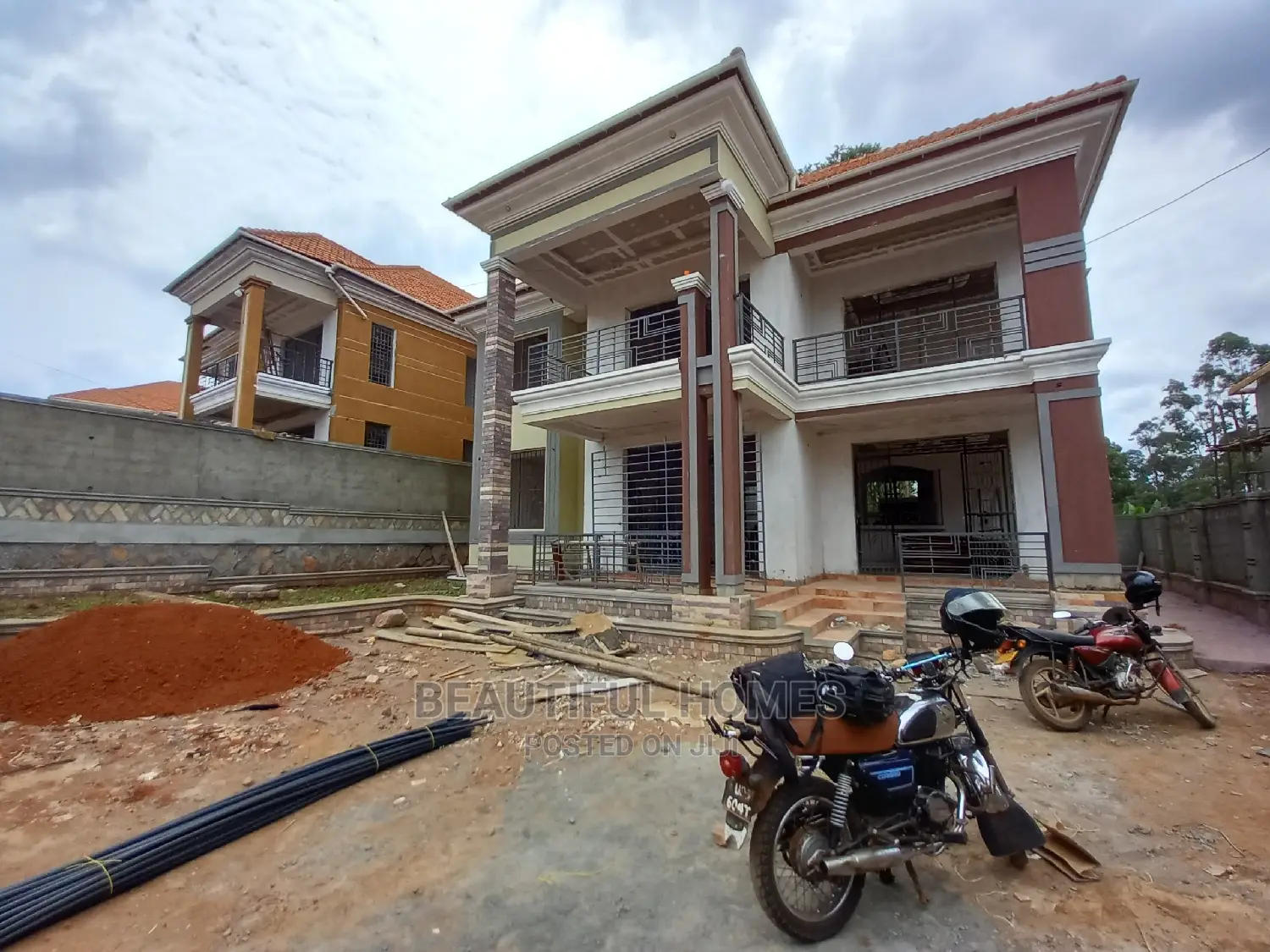 Furnished 6bdrm House in Kisaasi, Central Division for Sale in Central Division