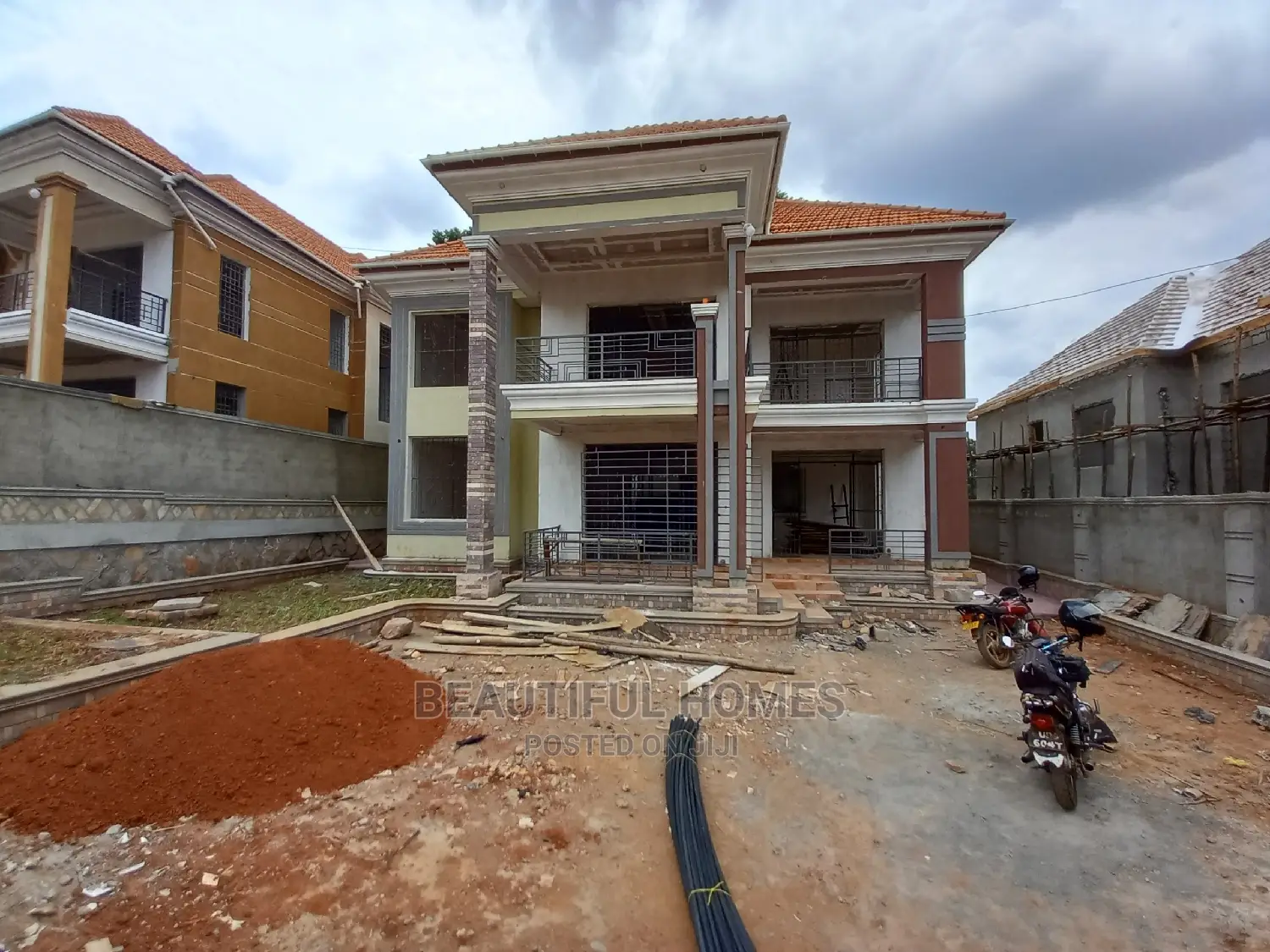 Furnished 6bdrm Mansion in Kisaasi Corporate, Central Division in Central Division