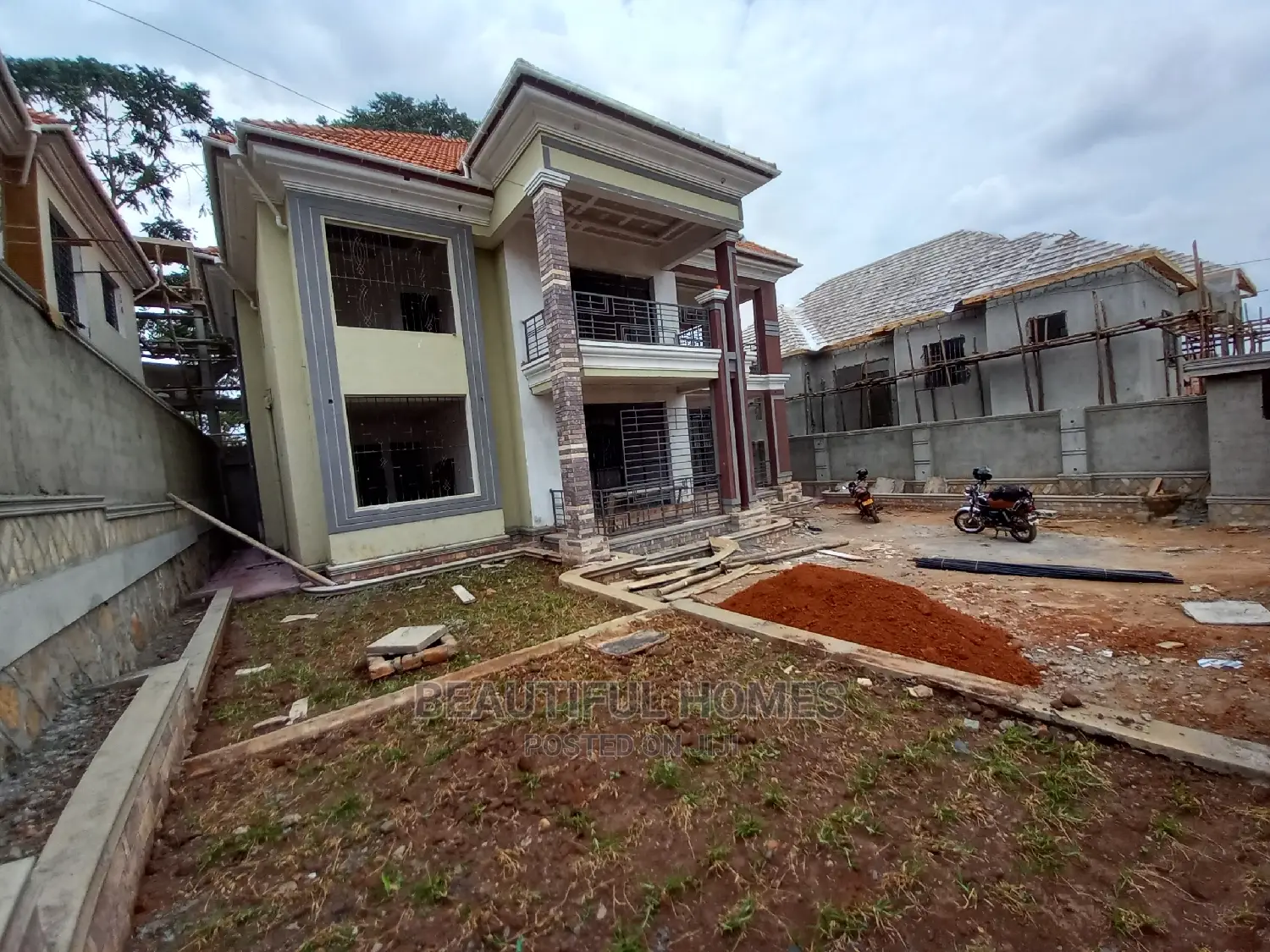 Furnished 6bdrm Mansion in Kisaasi Tarmacked, Central Division in Central Division