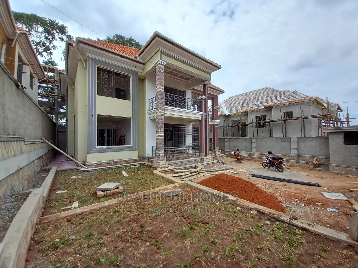 Furnished 6bdrm Mansion in Kisaasi Tarmacked, Central Division in Central Division