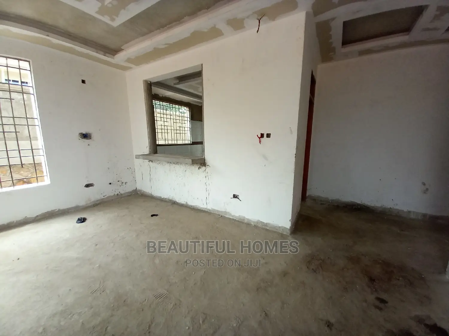 Furnished 6bdrm Mansion in Kisaasi, Central Division for Sale in Central Division