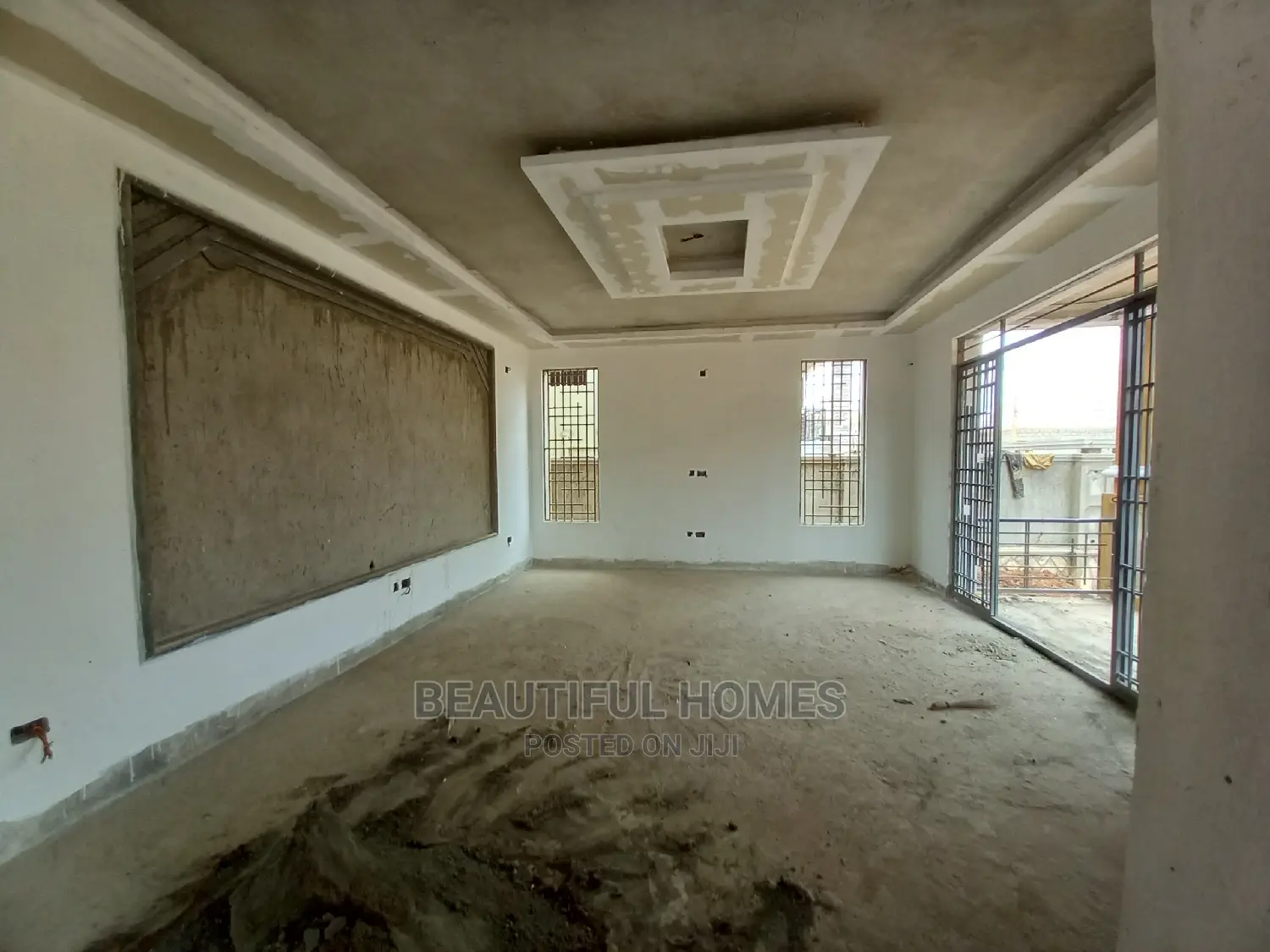 Furnished 6bdrm Mansion in Kisaasi, Central Division for Sale in Central Division