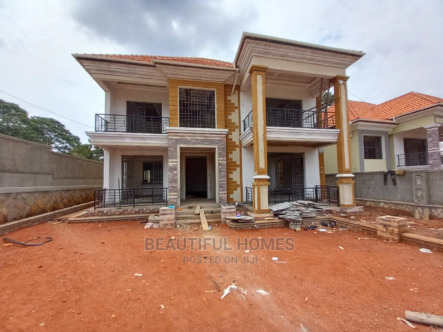 Furnished 6bdrm Mansion in Kisaasi, Central Division for Sale in Central Division