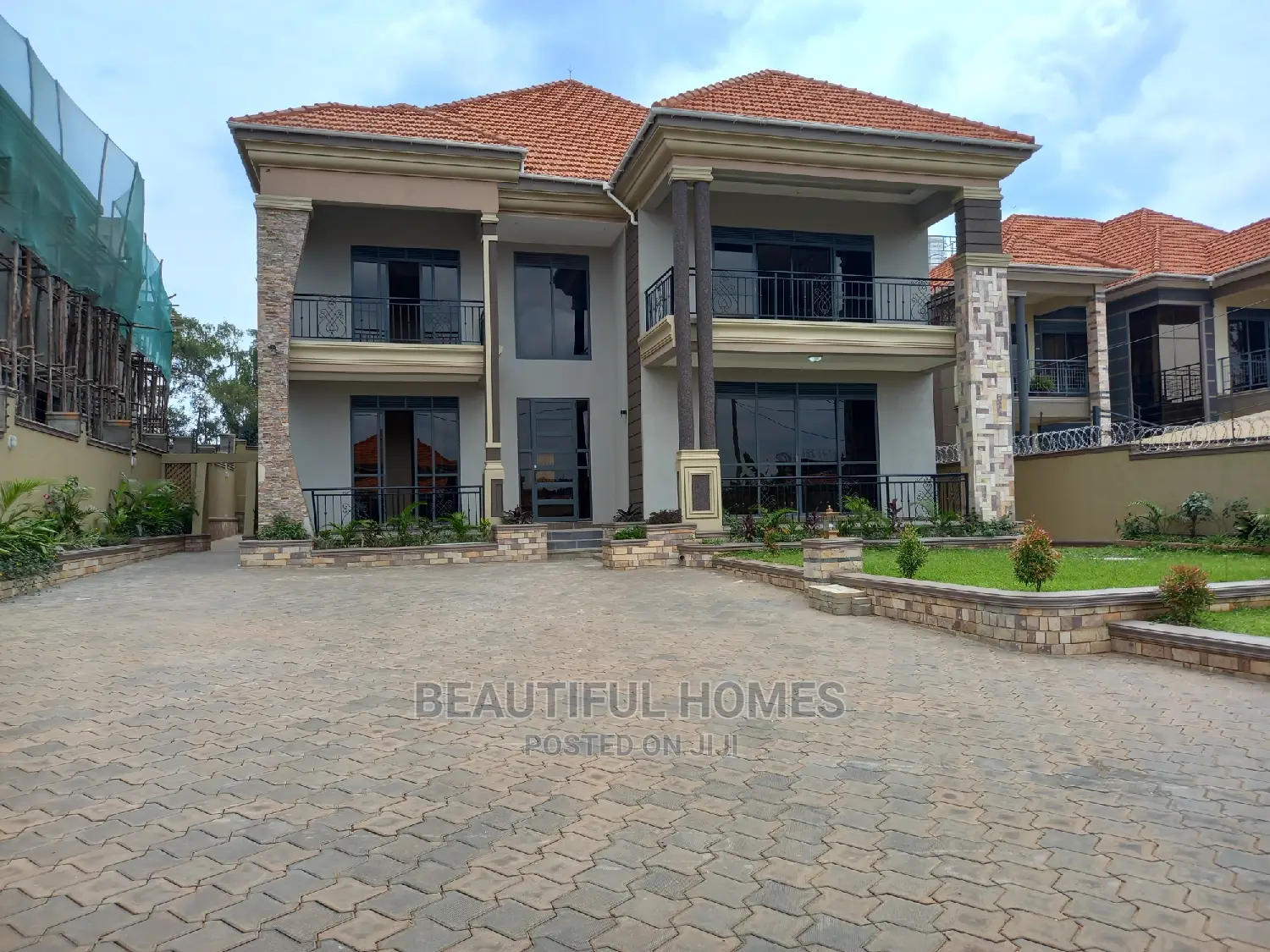 Furnished 6bdrm Mansion in Kisaasi Executive, Central Division in Central Division