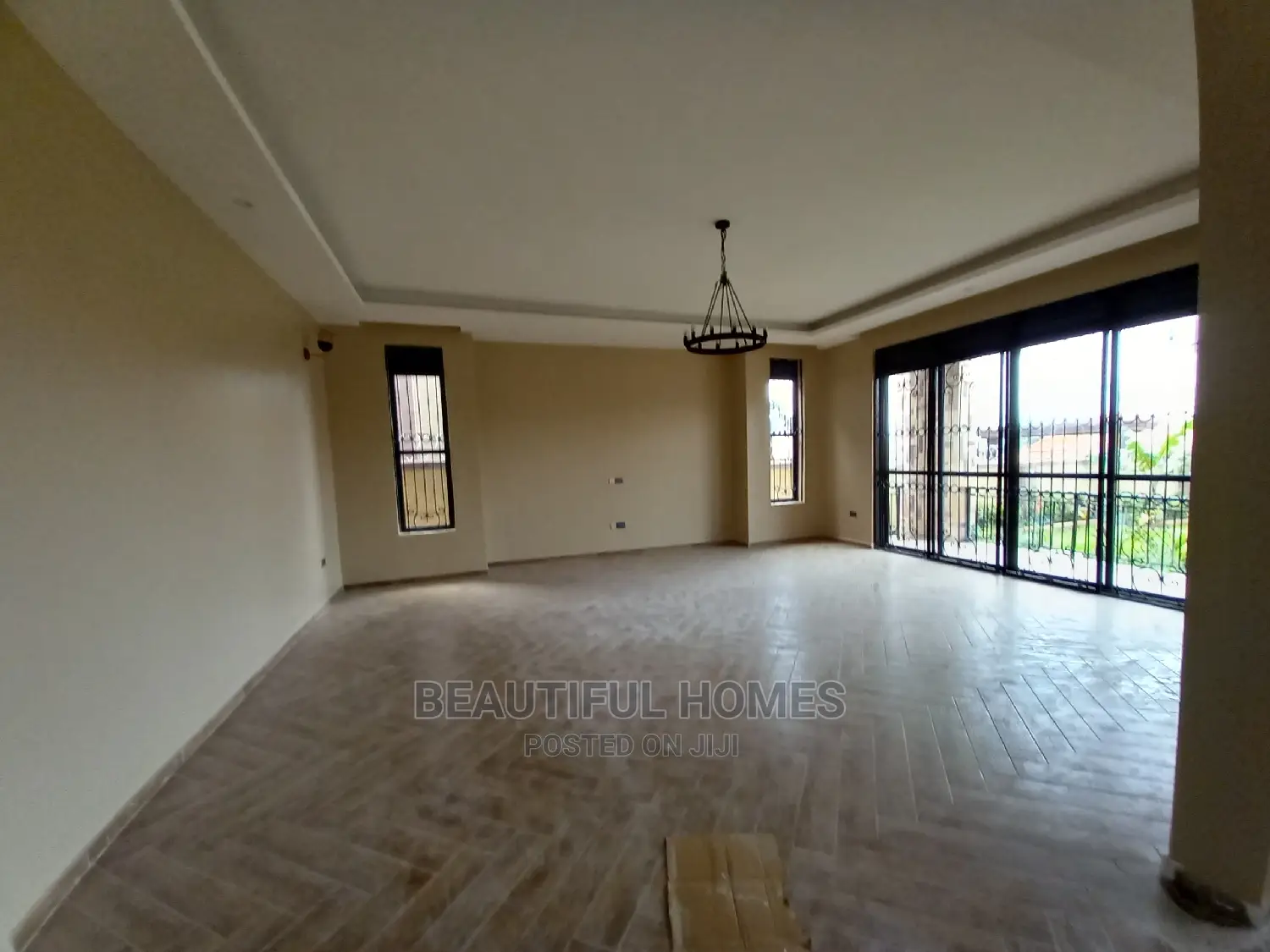 Furnished 6bdrm Mansion in Kisaasi High, Central Division for Sale in Central Division