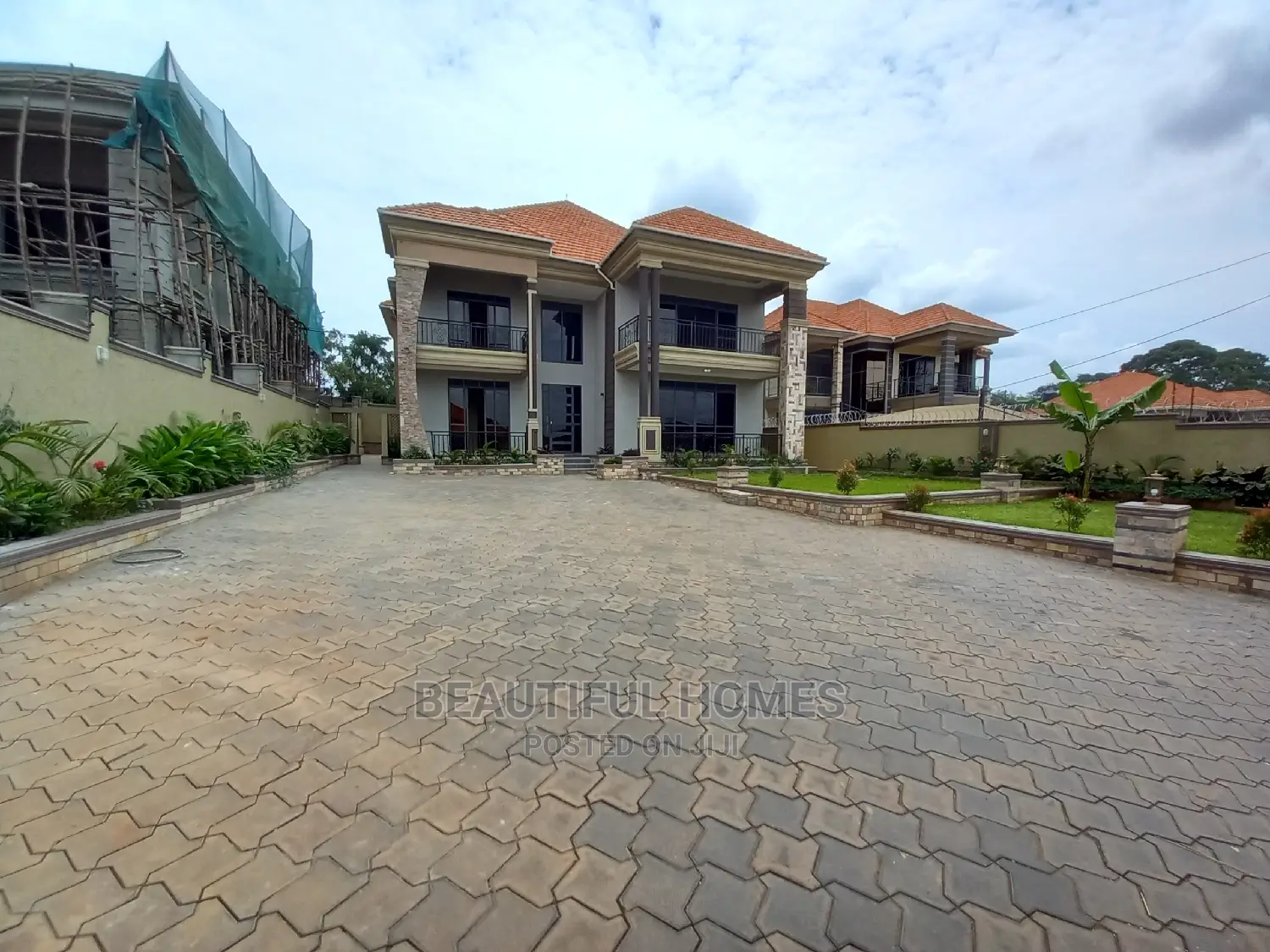 Furnished 6bdrm Mansion in Kisaasi Tarmacked, Central Division in Central Division