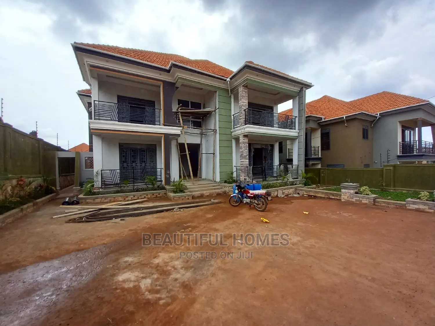 Furnished 6bdrm Mansion in Kisaasi, Central Division for Sale in Central Division