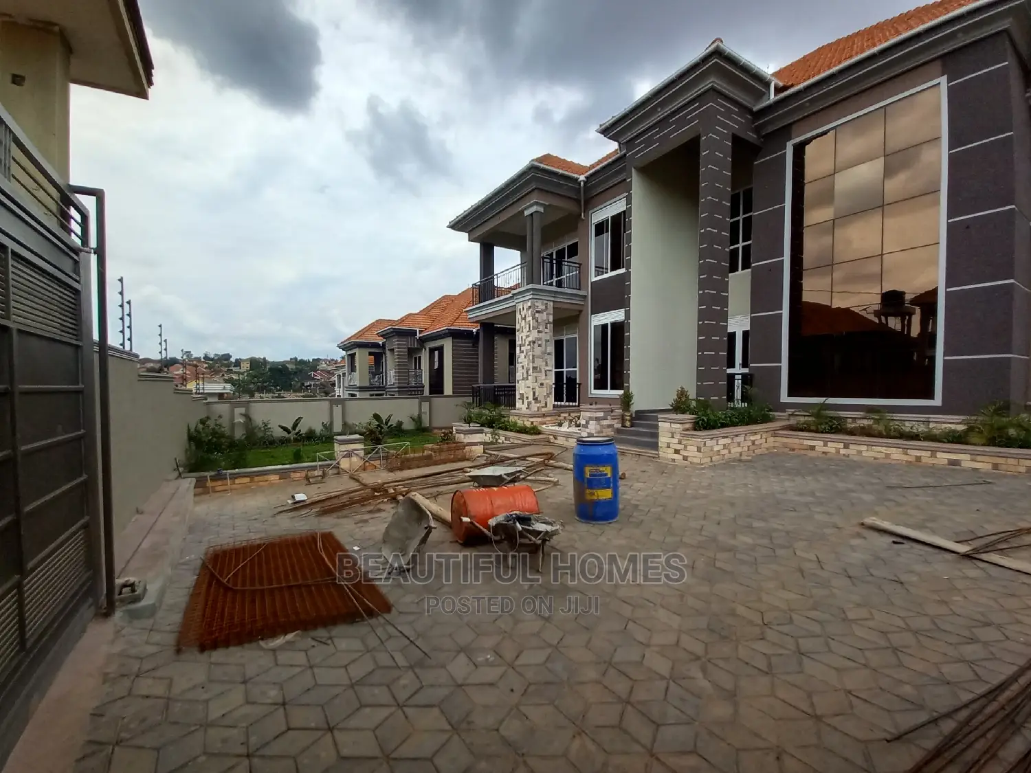 Furnished 7bdrm House in Kisaasi Rich, Central Division for Sale in Central Division