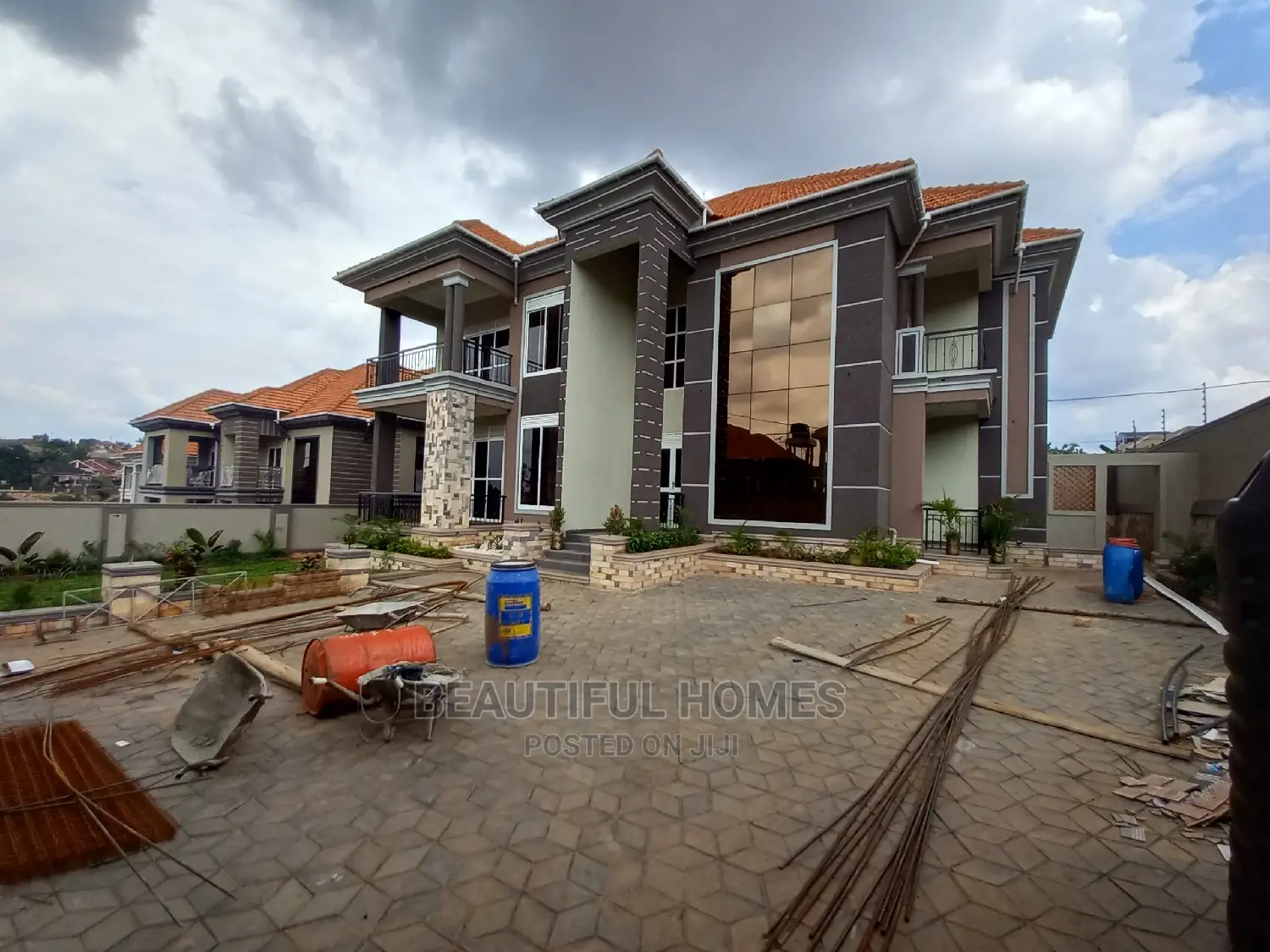Furnished 7bdrm House in Kisaasi Rich, Central Division for Sale in Central Division