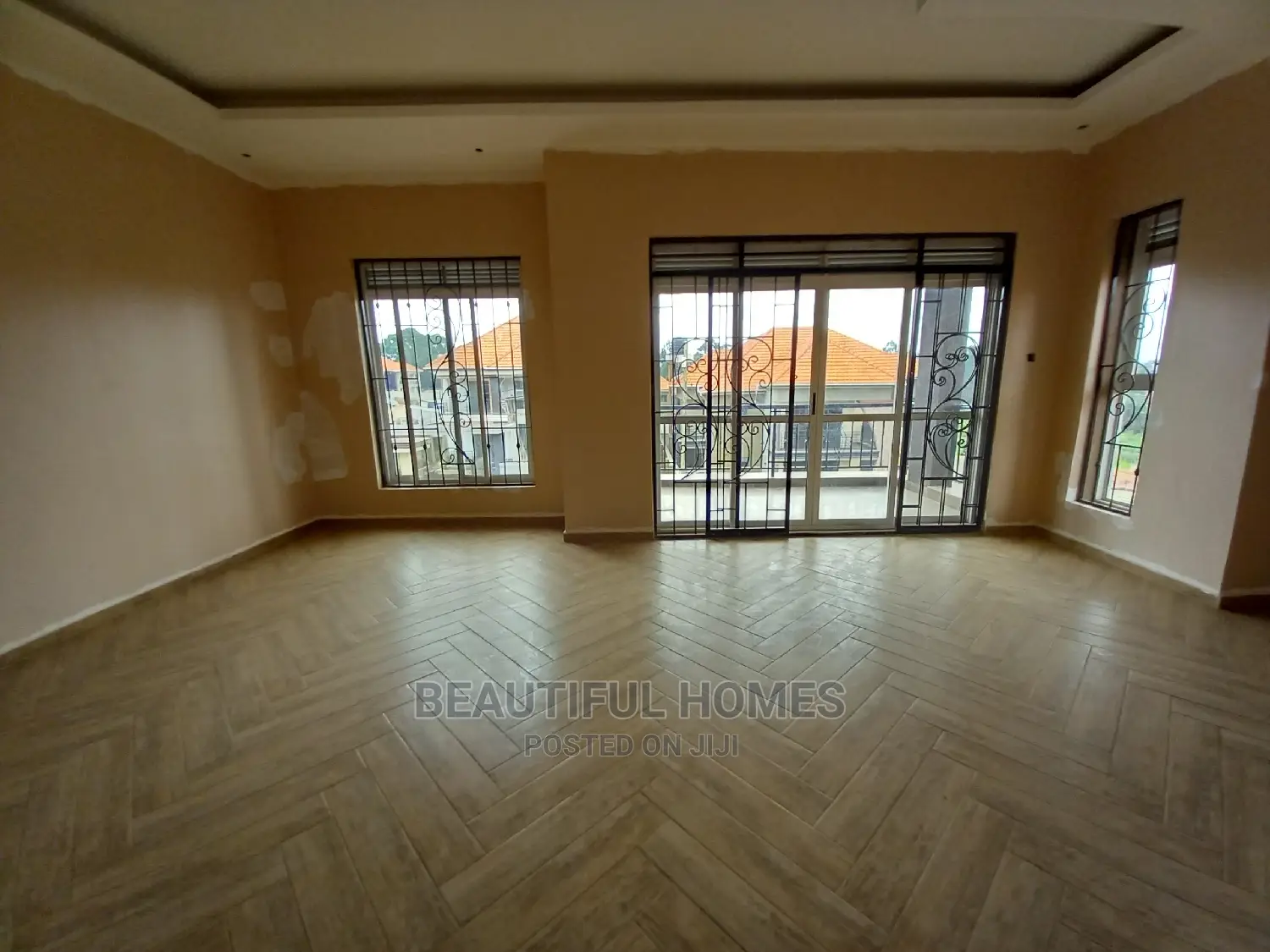 Furnished 7bdrm House in Kisaasi Rich, Central Division for Sale in Central Division