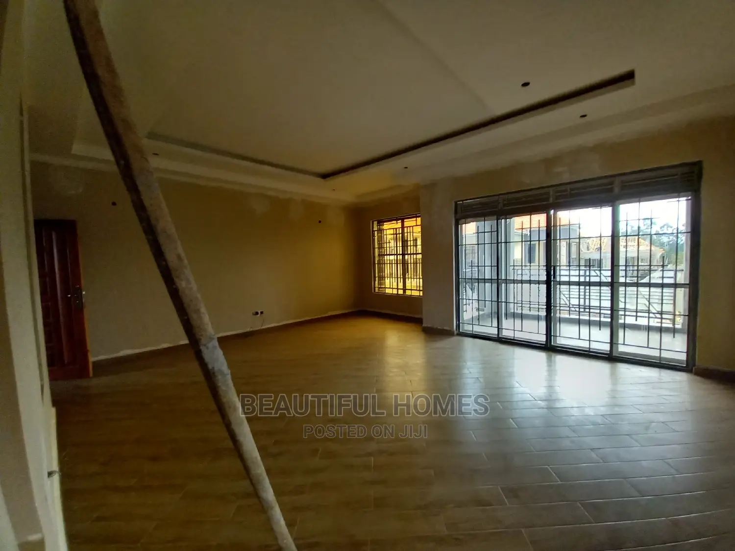 Furnished 7bdrm Mansion in Kisaasi, Central Division for Sale in Central Division