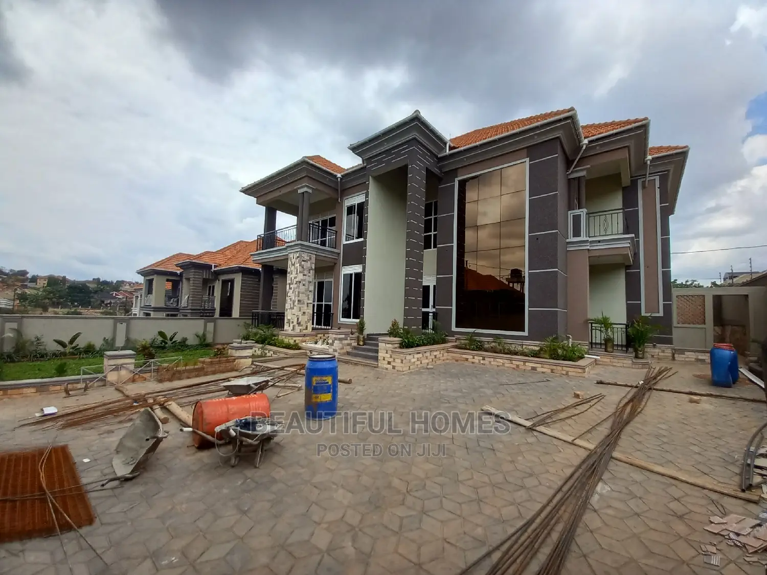 Furnished 7bdrm Mansion in Kisaasi First Class, Central Division in Central Division