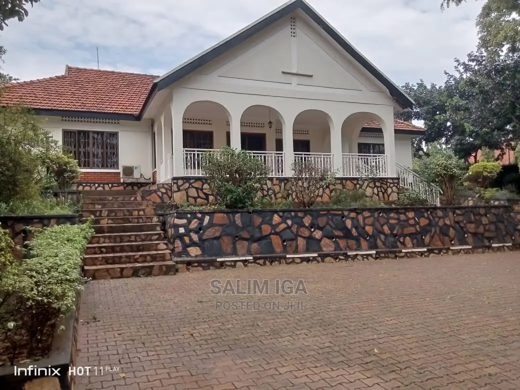 4bdrm Bungalow in Kololo Property, Central Division for Rent in Central Division