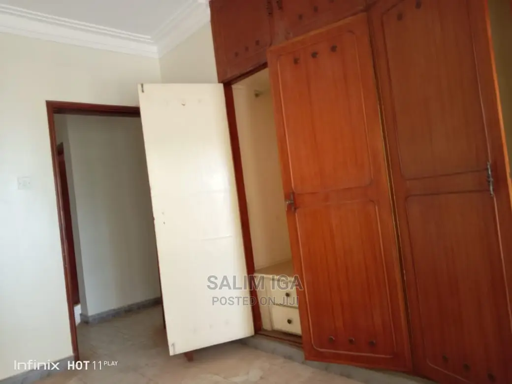 4bdrm Bungalow in Kololo Property, Central Division for Rent in Central Division