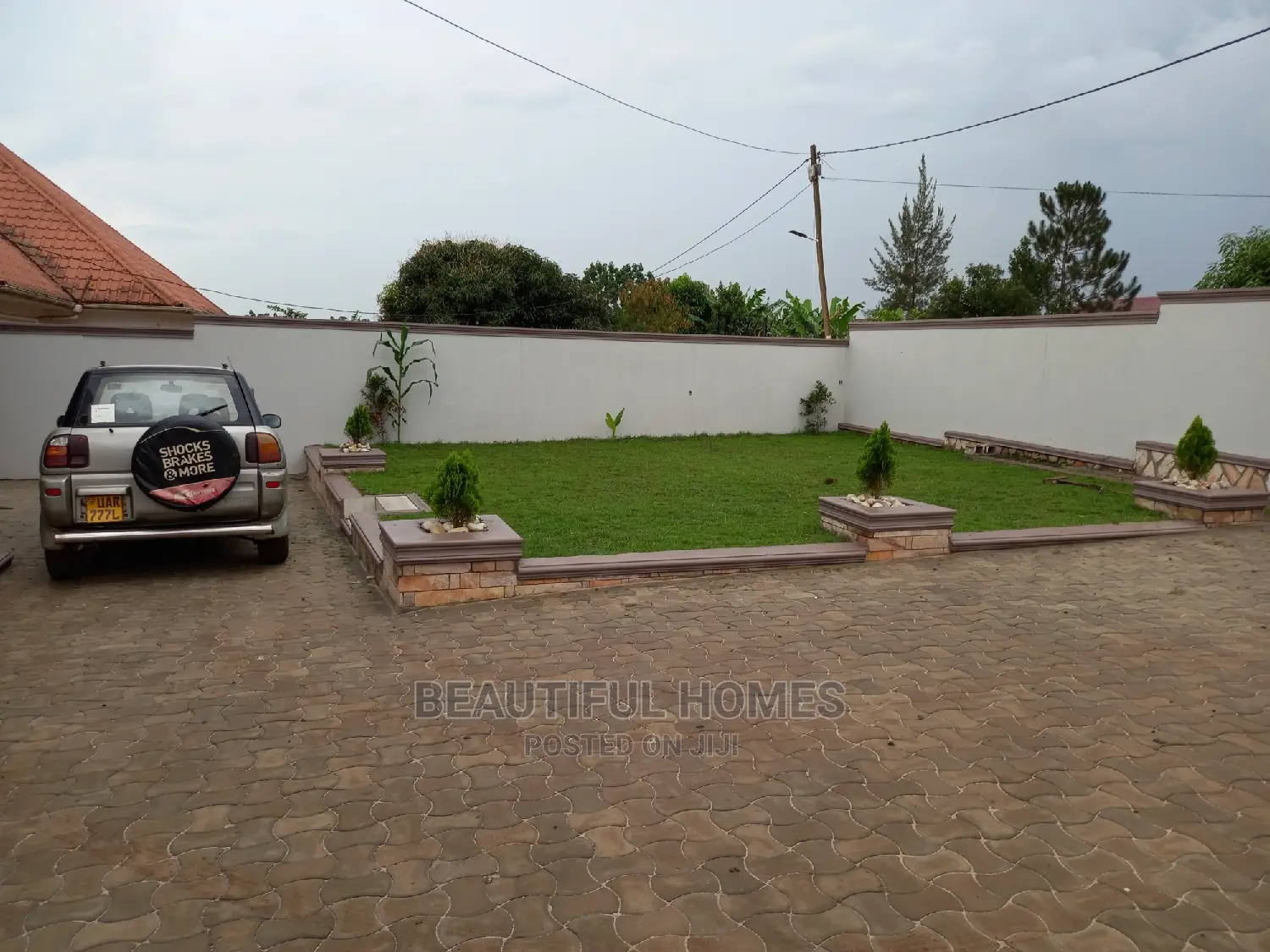 Furnished 4bdrm Bungalow in Kira for Sale in Kira