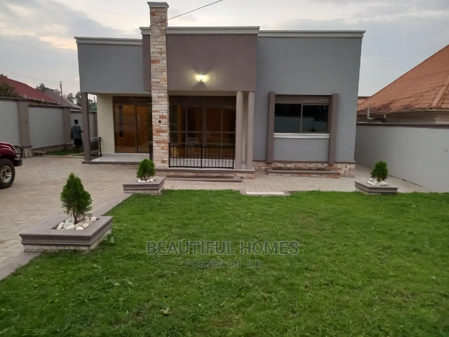 Furnished 4bdrm House in Kira for Sale in Kira