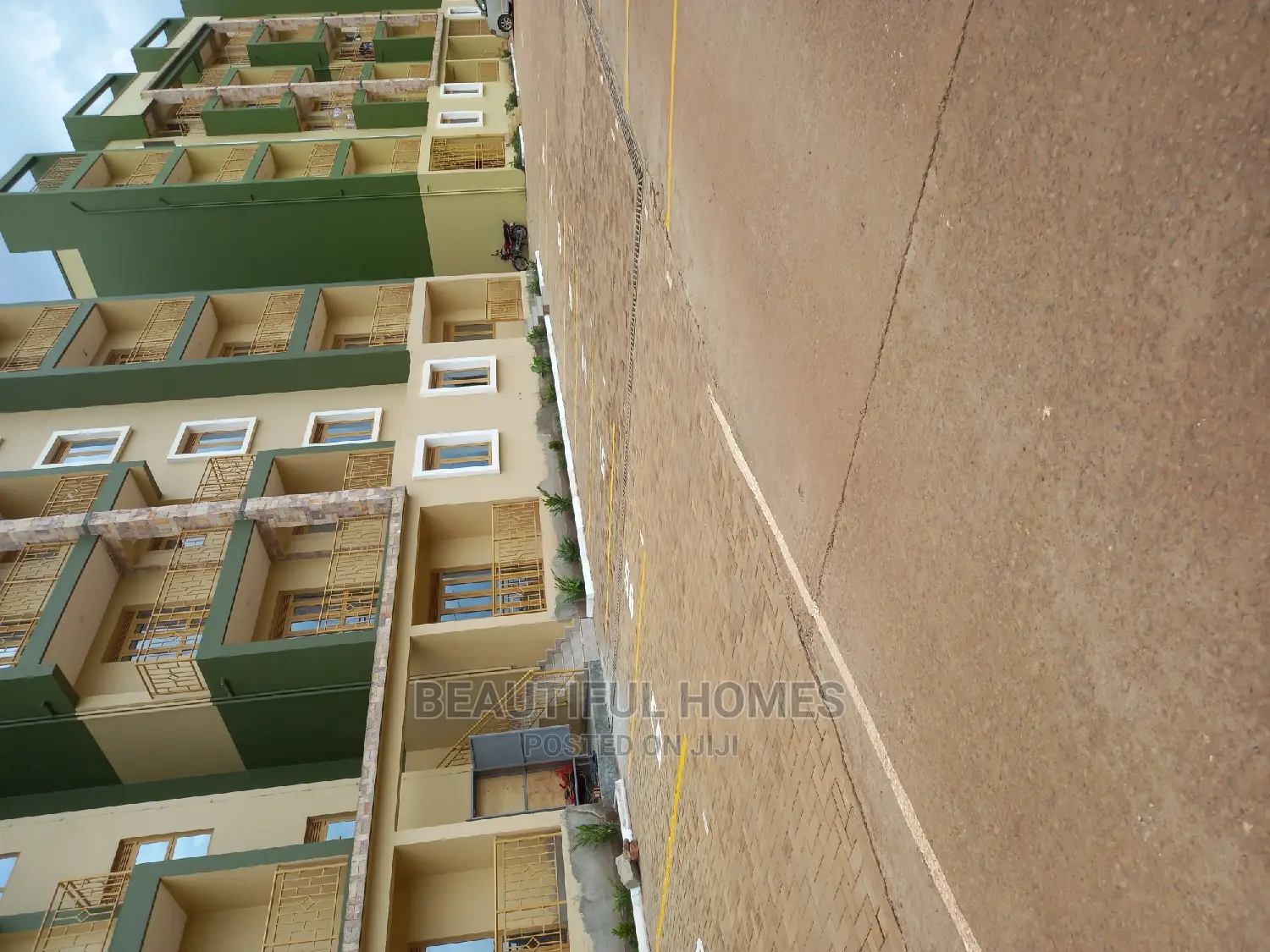 Furnished 2bdrm Condo in Bukoto, Central Division for Sale in Central Division