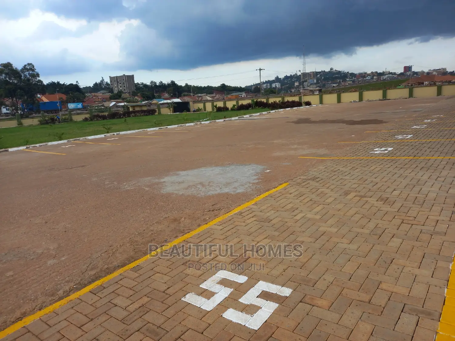 Furnished 2bdrm Condo in Bukoto Central for Sale in Central Division