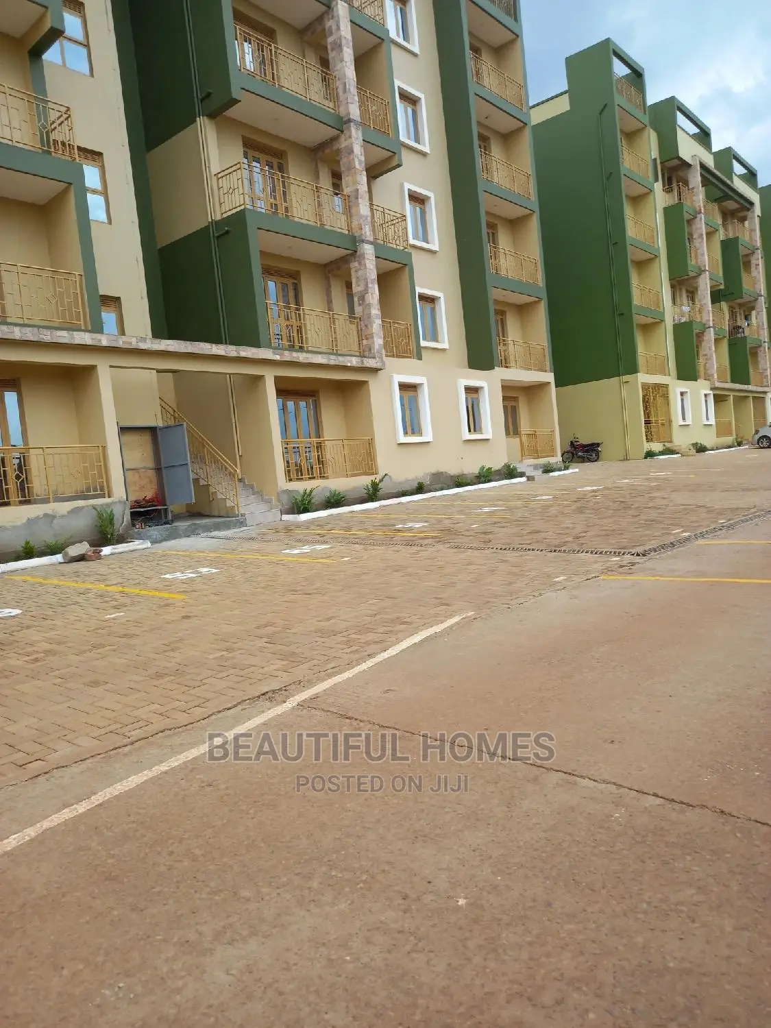 Furnished 2bdrm Condo in Bukoto Central for Sale in Central Division