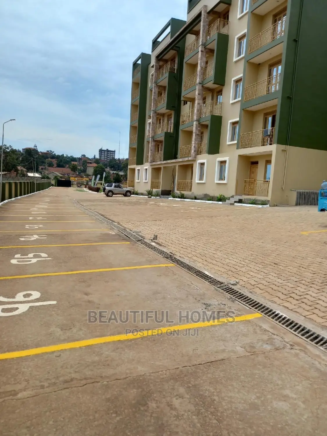 Furnished 2bdrm Condo in Bukoto, Central Division for Sale in Central Division