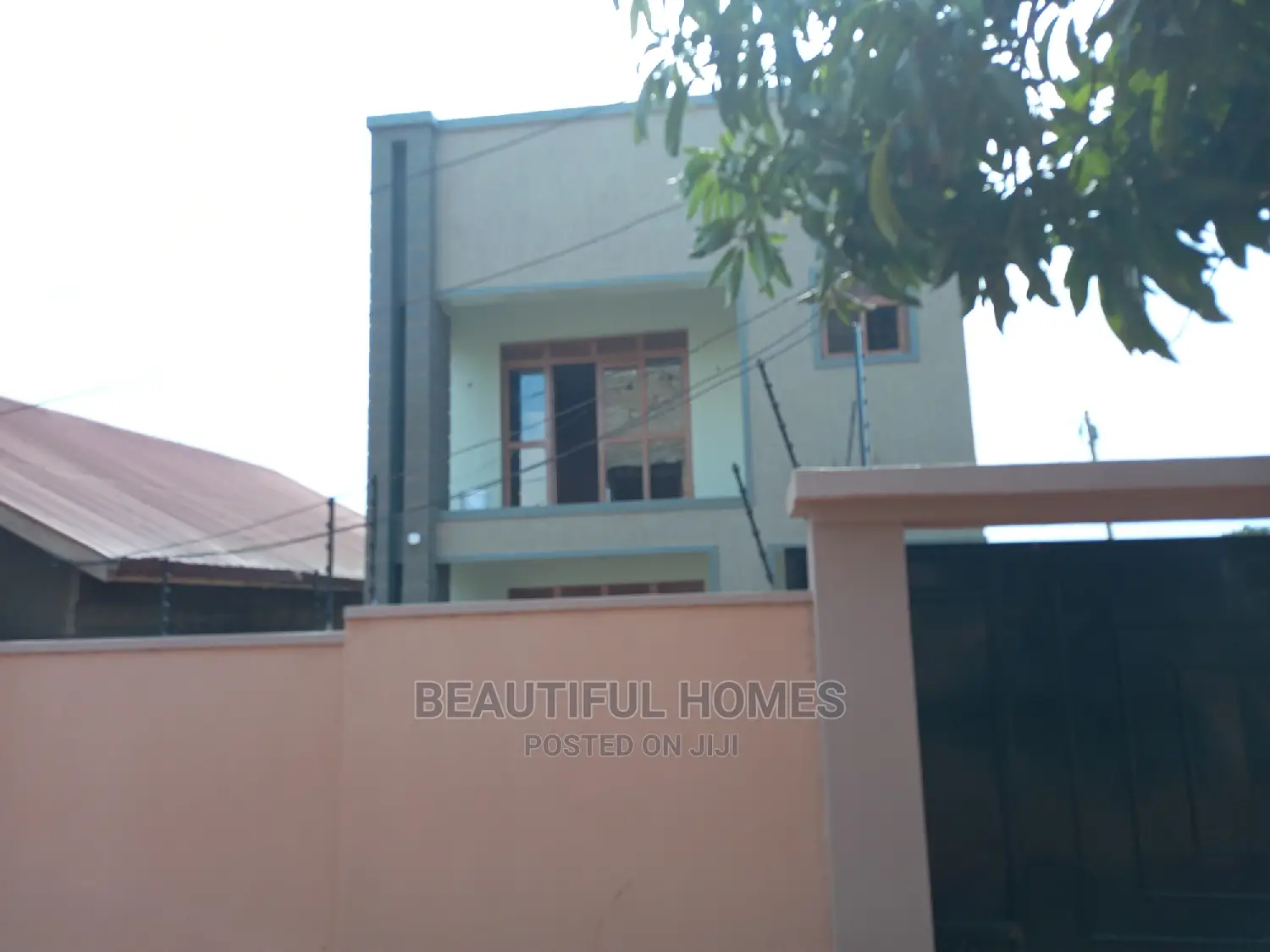 Furnished 4bdrm Mansion in Kyanja, Central Division for Sale in Central Division