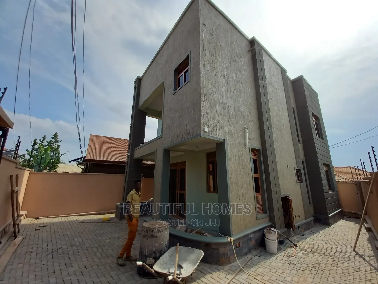Furnished 4bdrm Mansion in Kyanja, Central Division for Sale in Central Division
