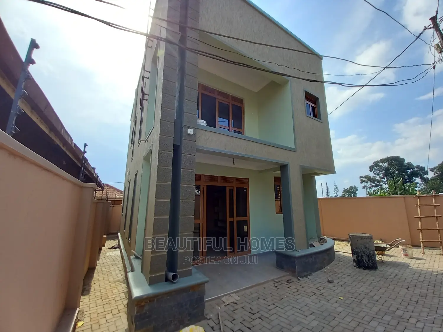 Furnished 4bdrm Duplex in Kyanja, Central Division for Sale in Central Division