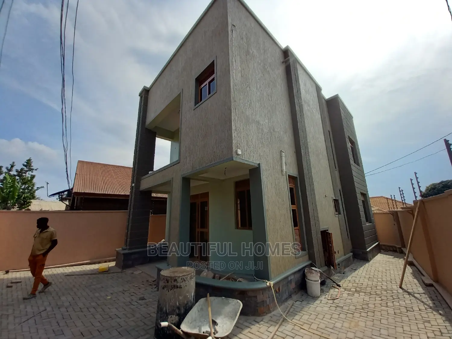 Furnished 4bdrm Duplex in Kyanja, Central Division for Sale in Central Division