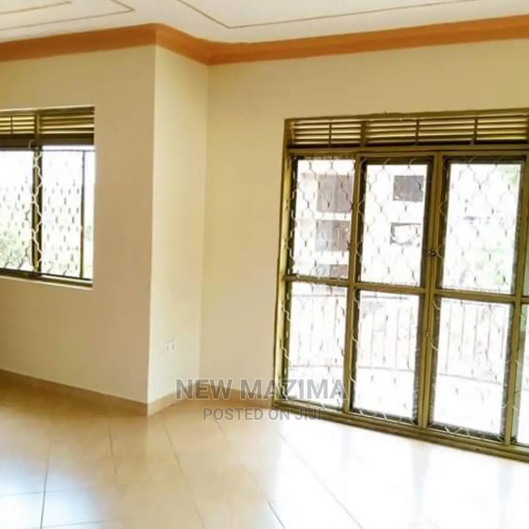 Mini Flat in Seguku Ntebe Rd, Central Division for Sale in Central Division