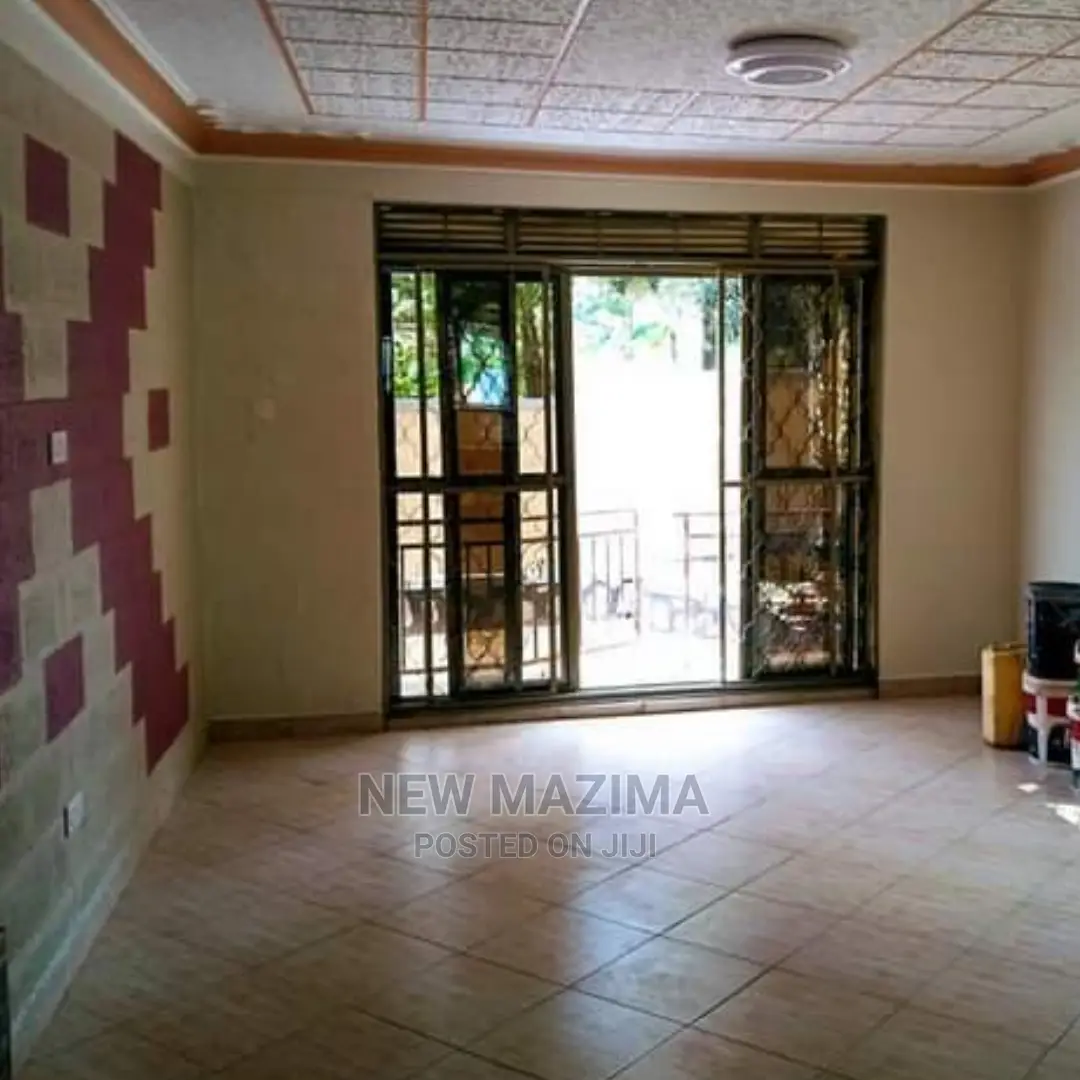 Mini Flat in Seguku Ntebe Rd, Central Division for Sale in Central Division