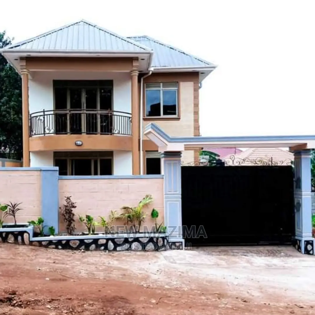 Mini Flat in Seguku Ntebe Rd, Central Division for Sale in Central Division