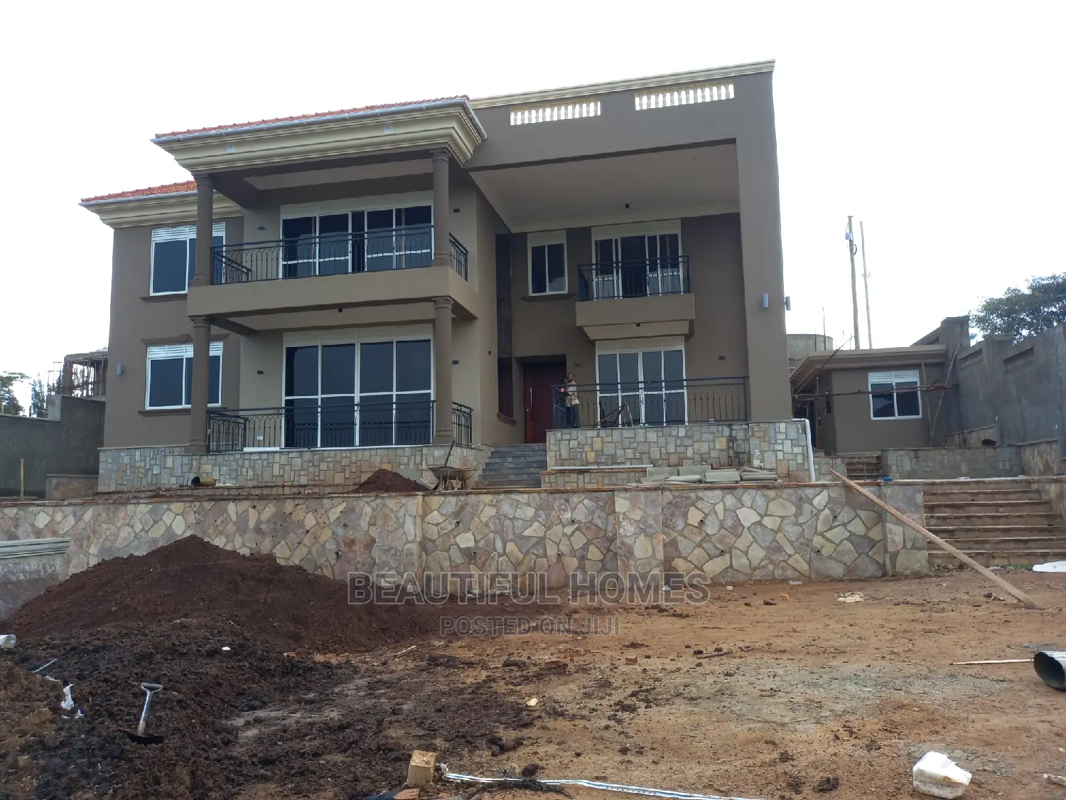 Furnished 6bdrm House in Munyonyo Corporate, Makindye for Sale in Makindye