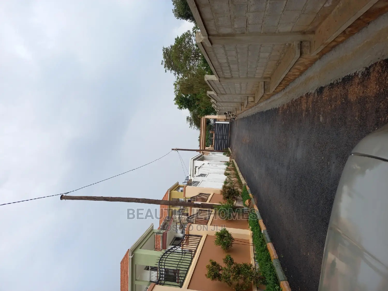 Furnished 6bdrm Mansion in Munyonyo Lake View, Makindye for Sale in Makindye