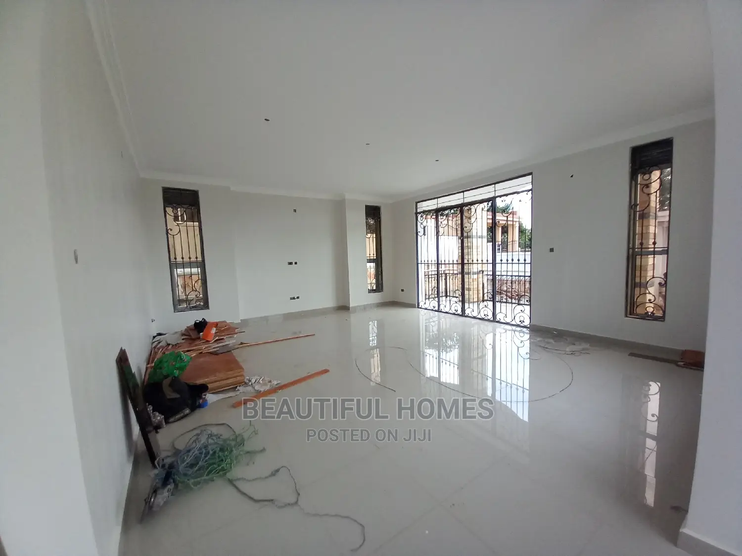 Furnished 6bdrm House in Munyonyo Corporate, Makindye for Sale in Makindye