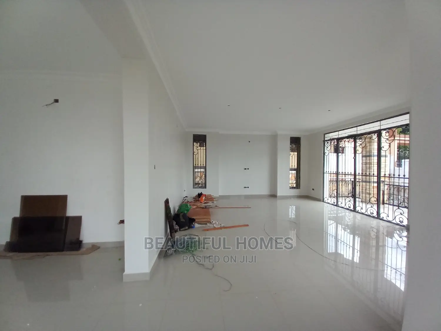 Furnished 6bdrm House in Munyonyo, Makindye for Sale in Makindye