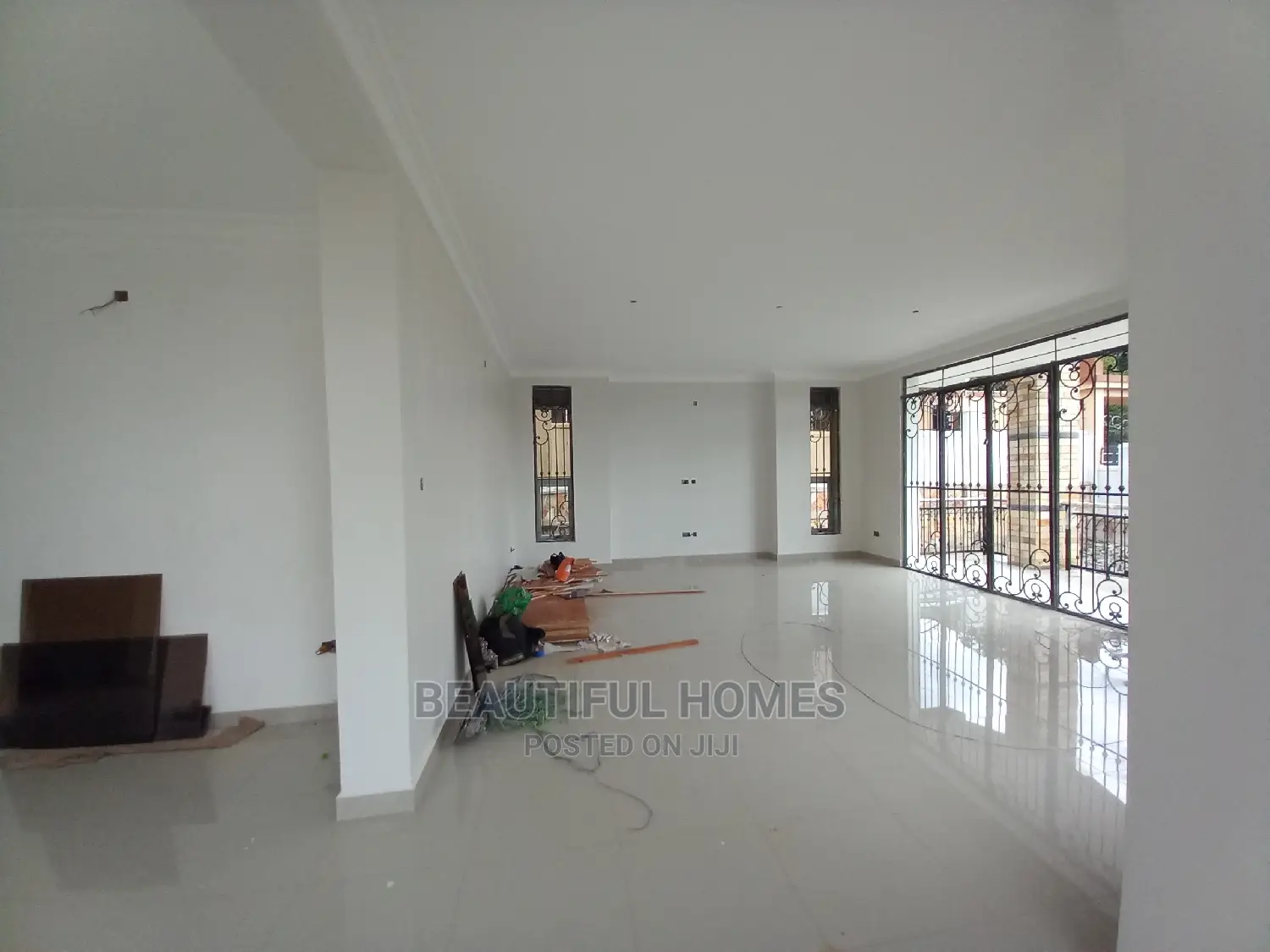 Furnished 6bdrm House in Munyonyo, Makindye for Sale in Makindye
