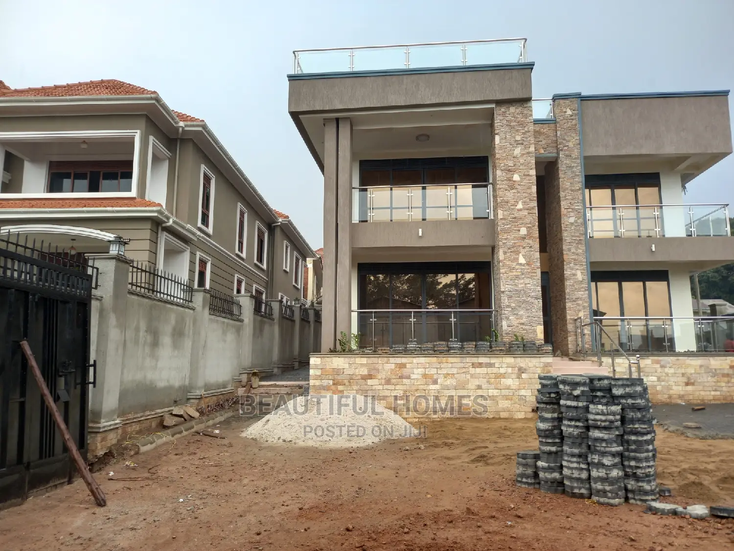 Furnished 6bdrm Mansion in Munyonyo Lake View, Central Division in Central Division