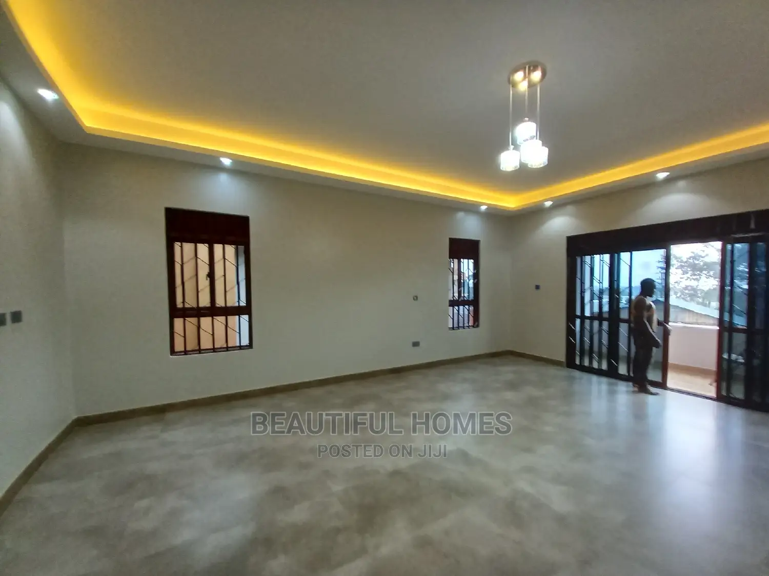 Furnished 6bdrm Mansion in Munyonyo Corporate, Makindye for Sale in Makindye