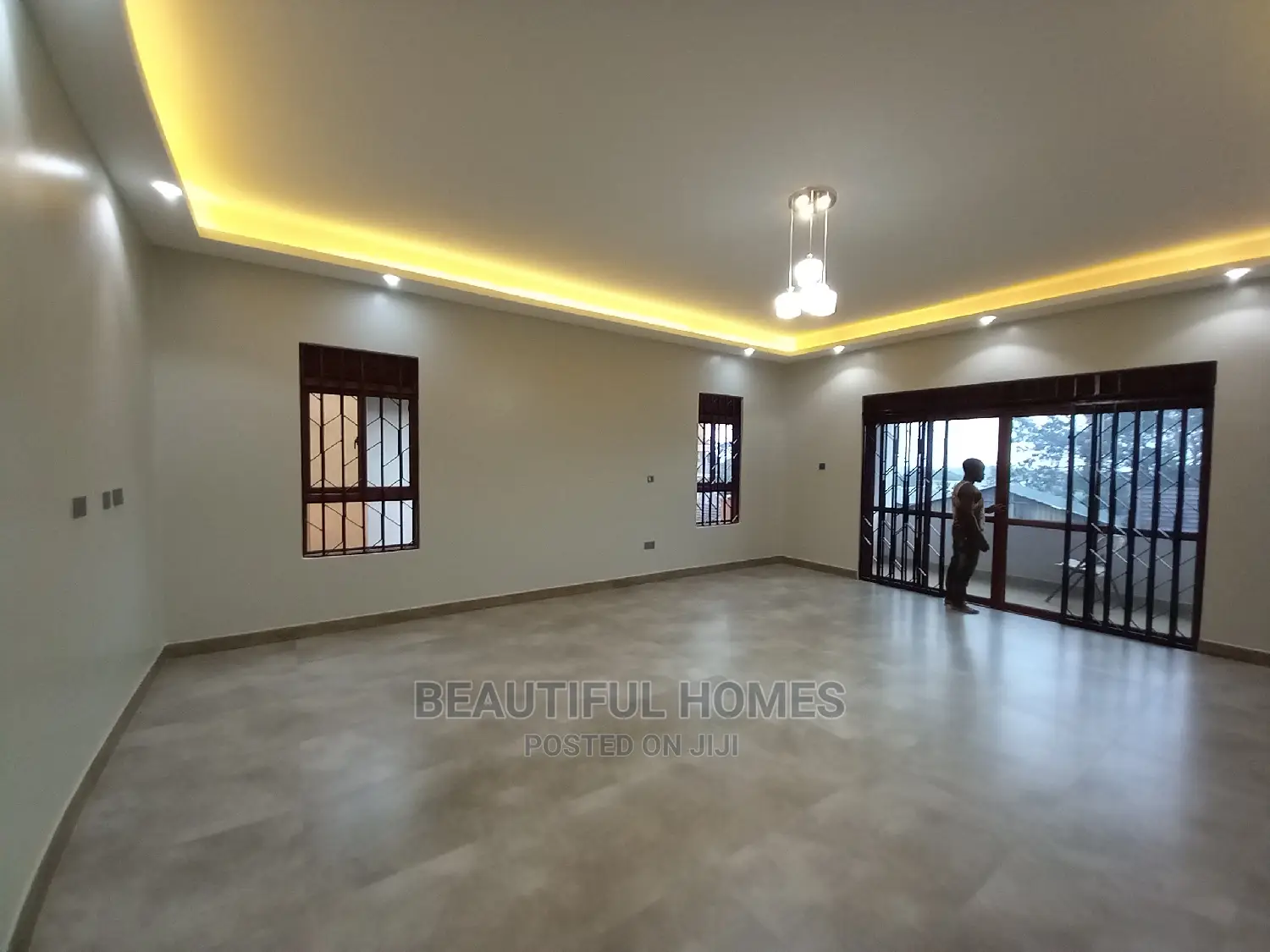 Furnished 6bdrm Mansion in Munyonyo Corporate, Makindye for Sale in Makindye