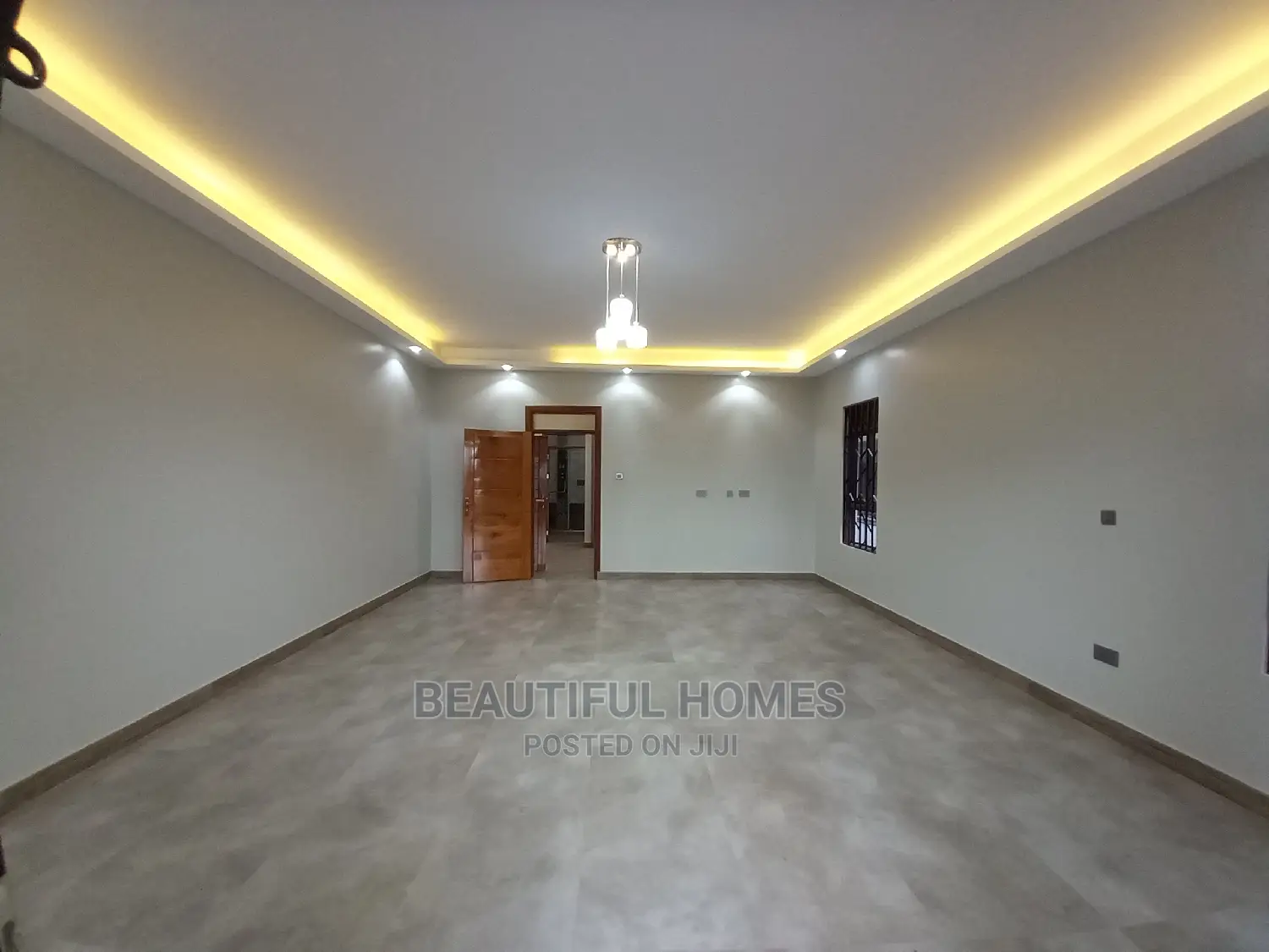 Furnished 6bdrm Mansion in Munyonyo Corporate, Makindye for Sale in Makindye
