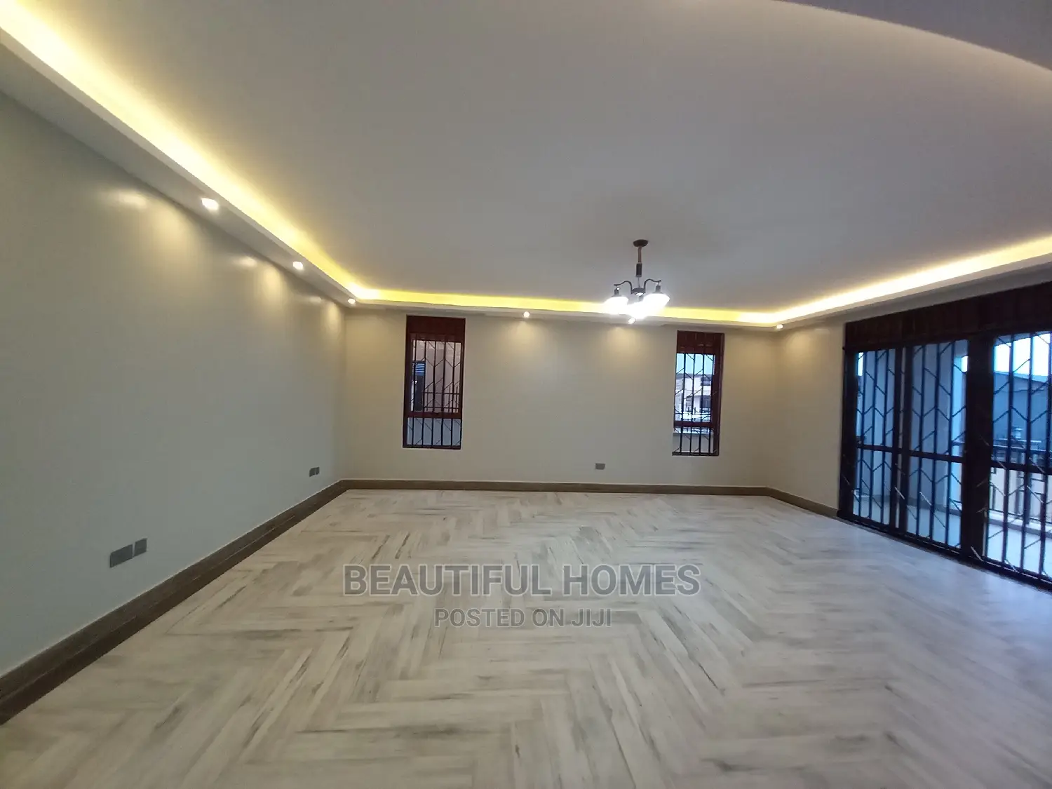 Furnished 6bdrm Mansion in Munyonyo Wealthy, Makindye for Sale in Makindye