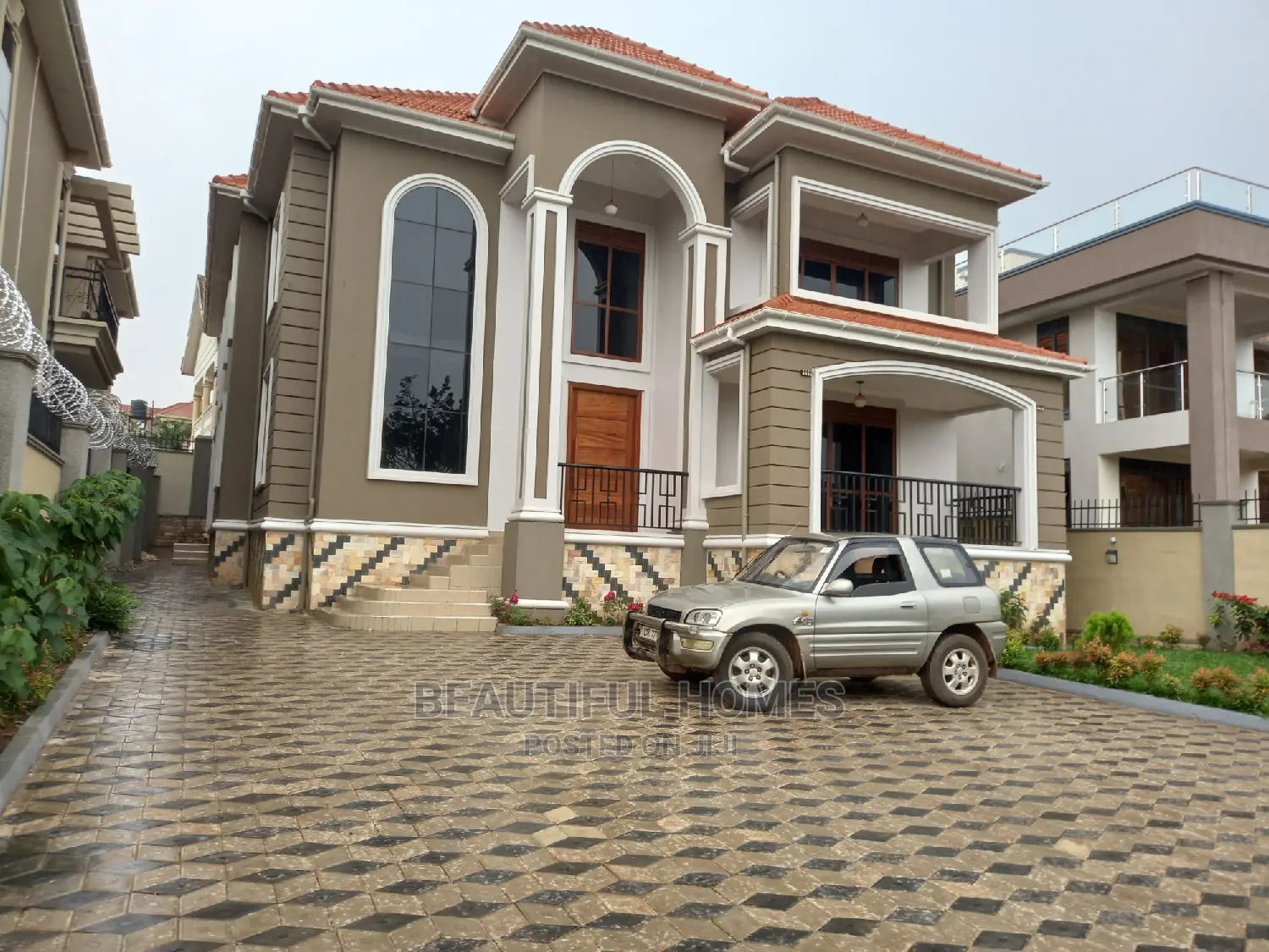 Furnished 6bdrm Mansion in Munyonyo Wealthy, Makindye for Sale in Makindye