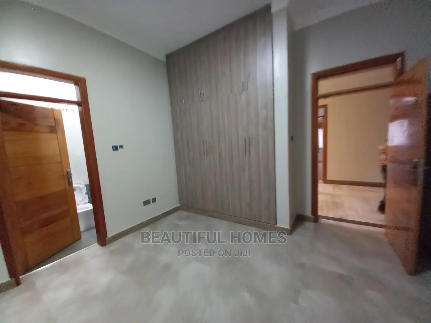 Furnished 6bdrm House in Munyonyo Common, Makindye for Sale in Makindye