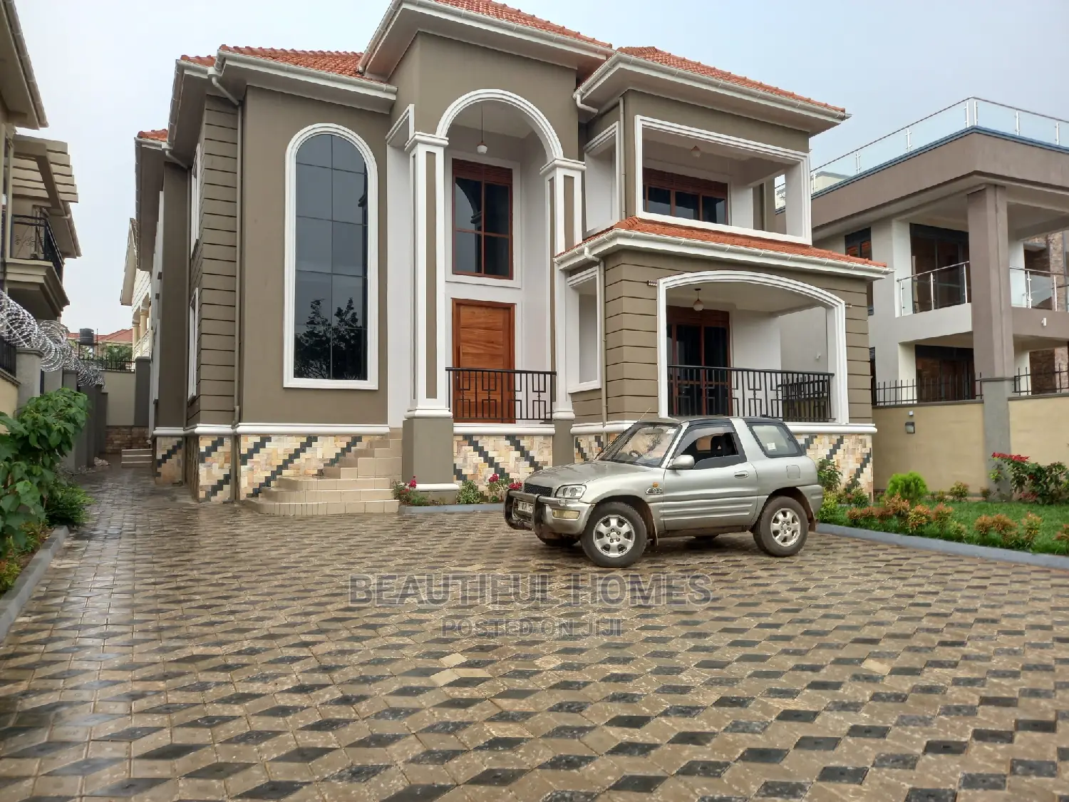 Furnished 6bdrm House in Munyonyo Common, Makindye for Sale in Makindye