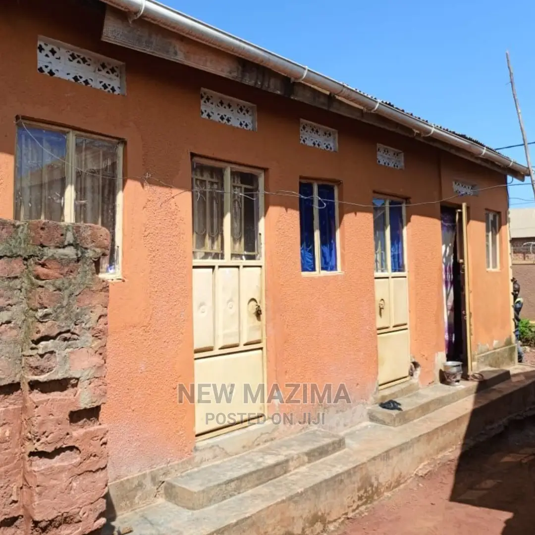 3bdrm House in Kyengera Town, Central Division for sale in Central Division