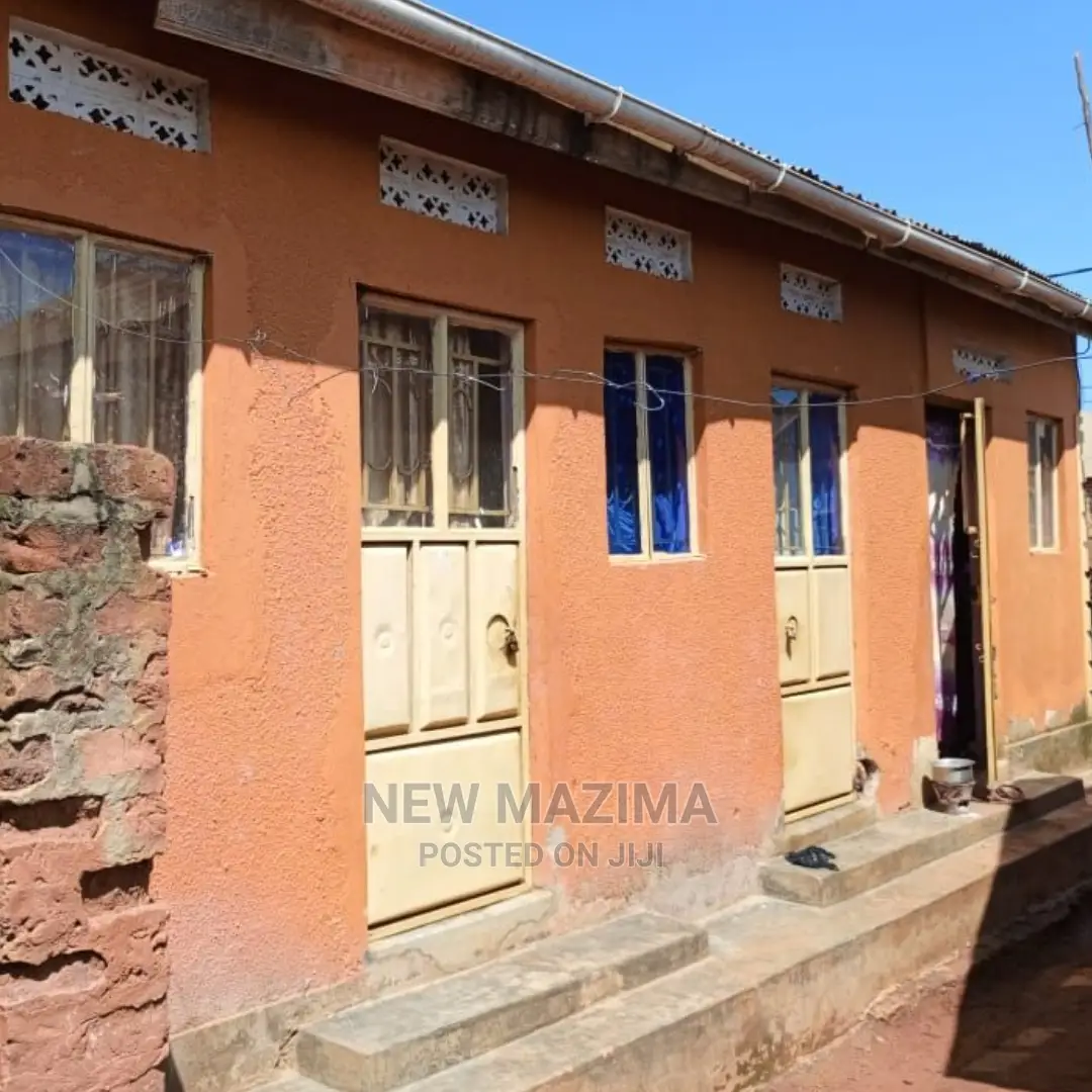 3bdrm House in Kyengera Town, Central Division for sale in Central Division