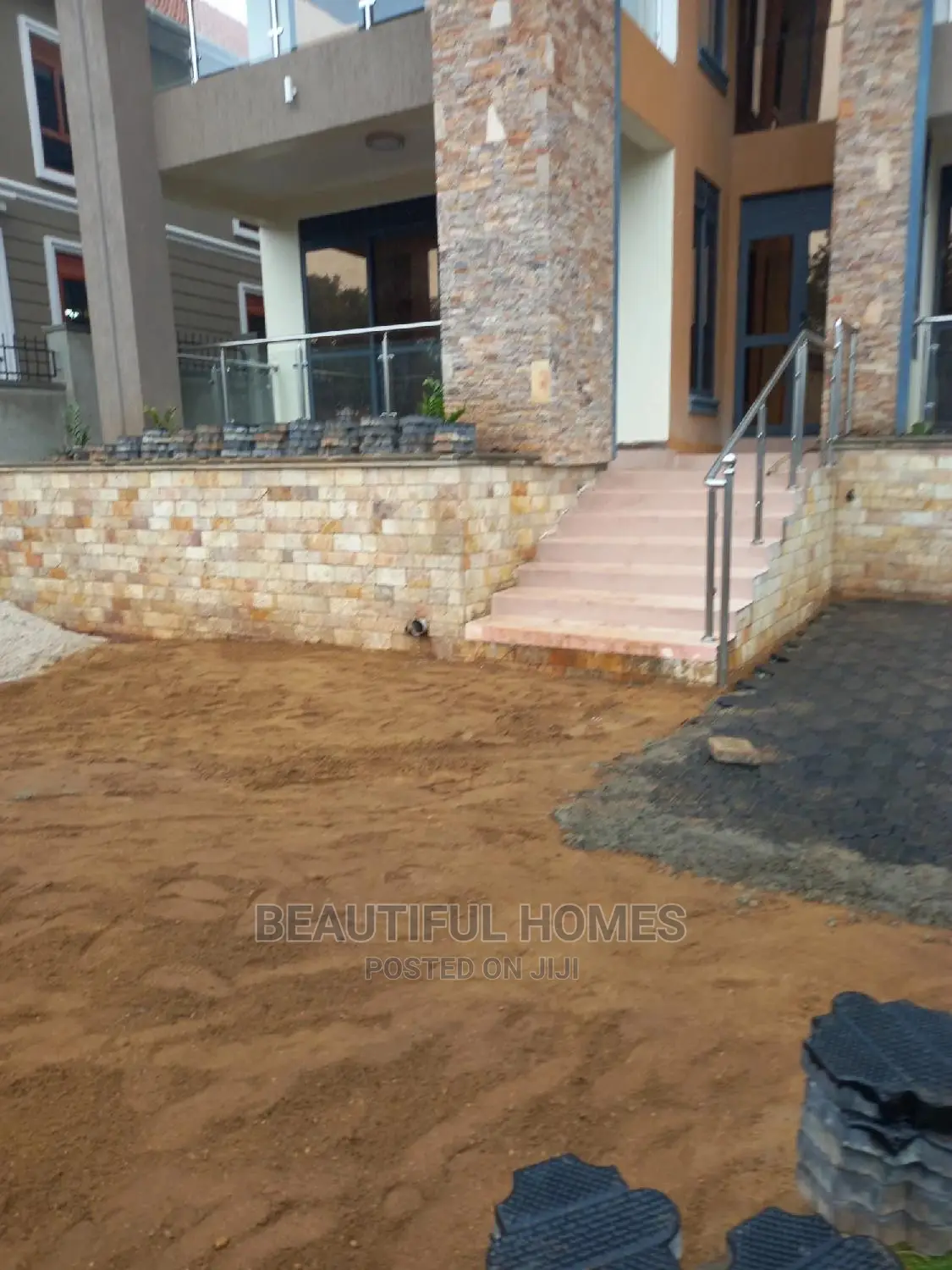Furnished 6bdrm House in Munyonyo Speke, Makindye for Sale in Makindye