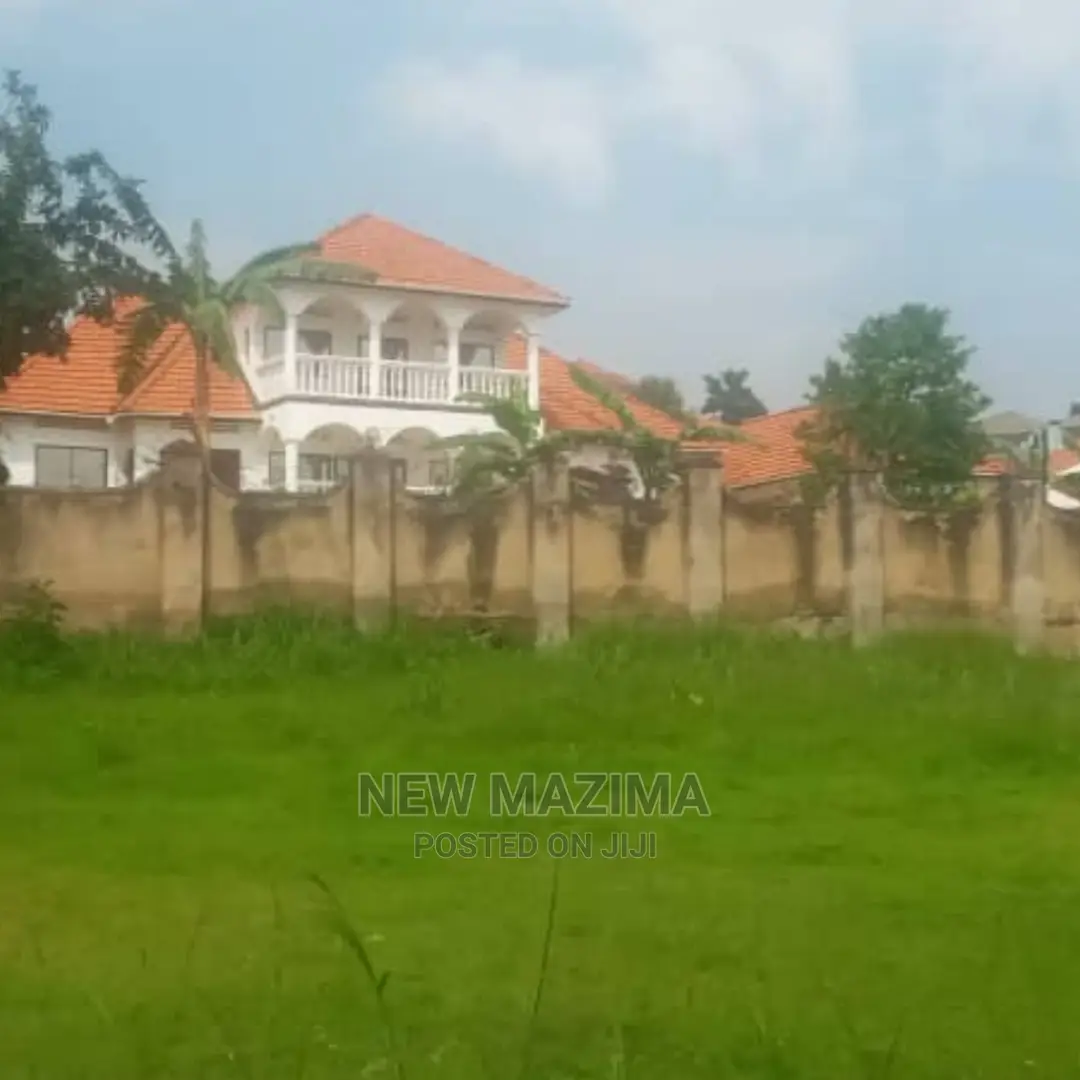 Very Prime 23 Decimals Quicksale in Heart of Buziga Heights in Central Division